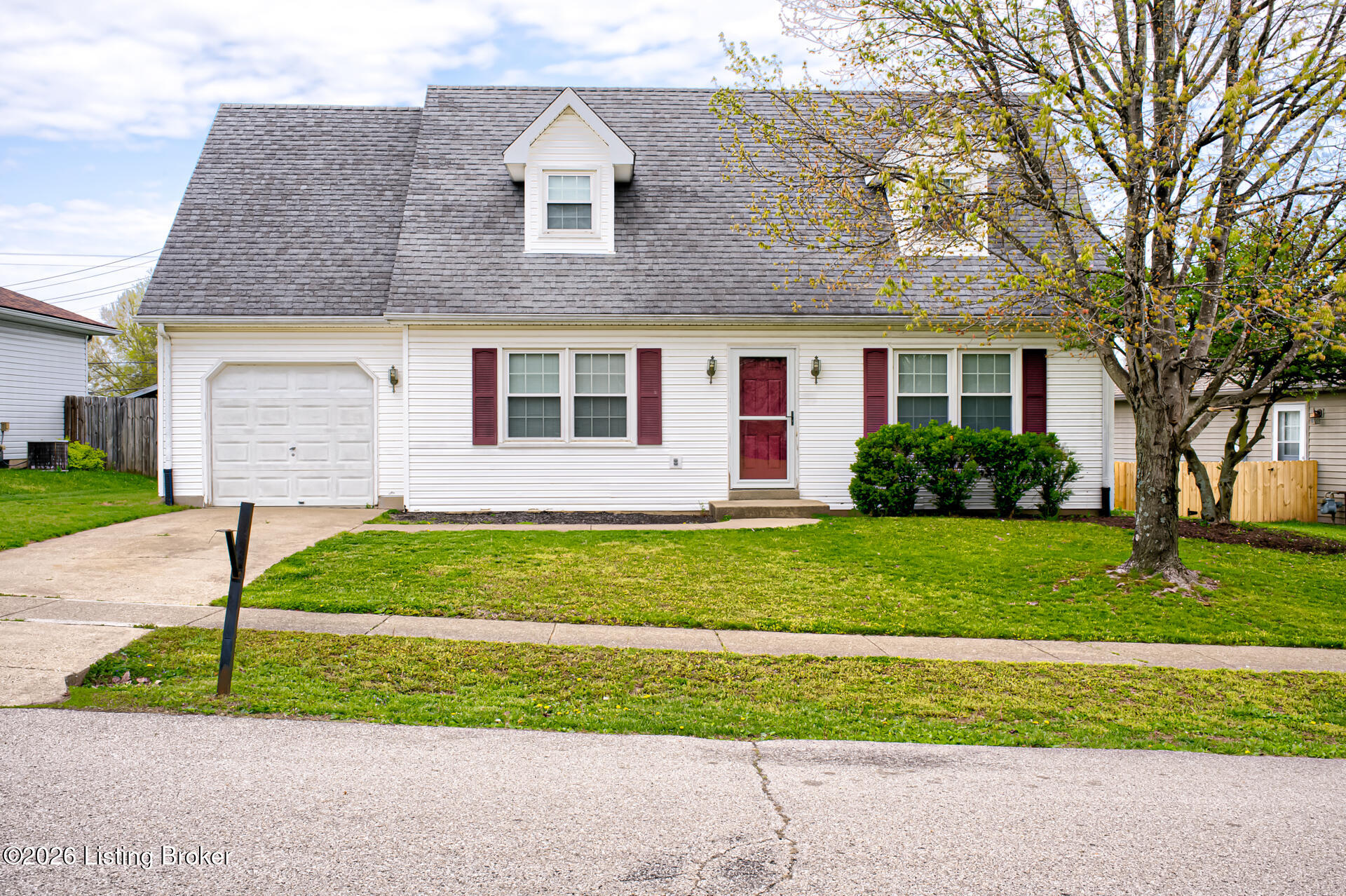 1005 Quarter Mile Way Property Photo 1