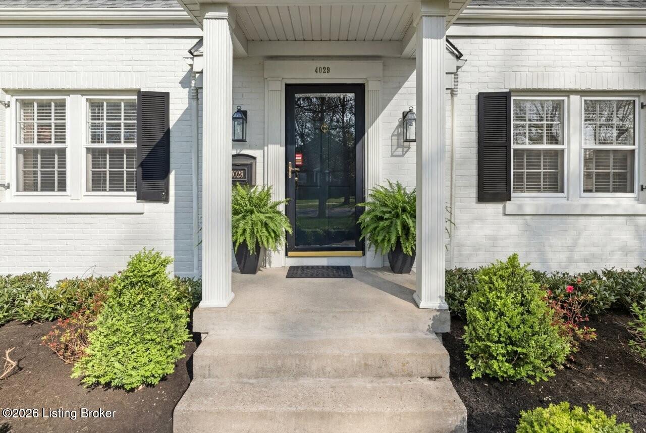 4029 St. Ives Ct Property Photo 1