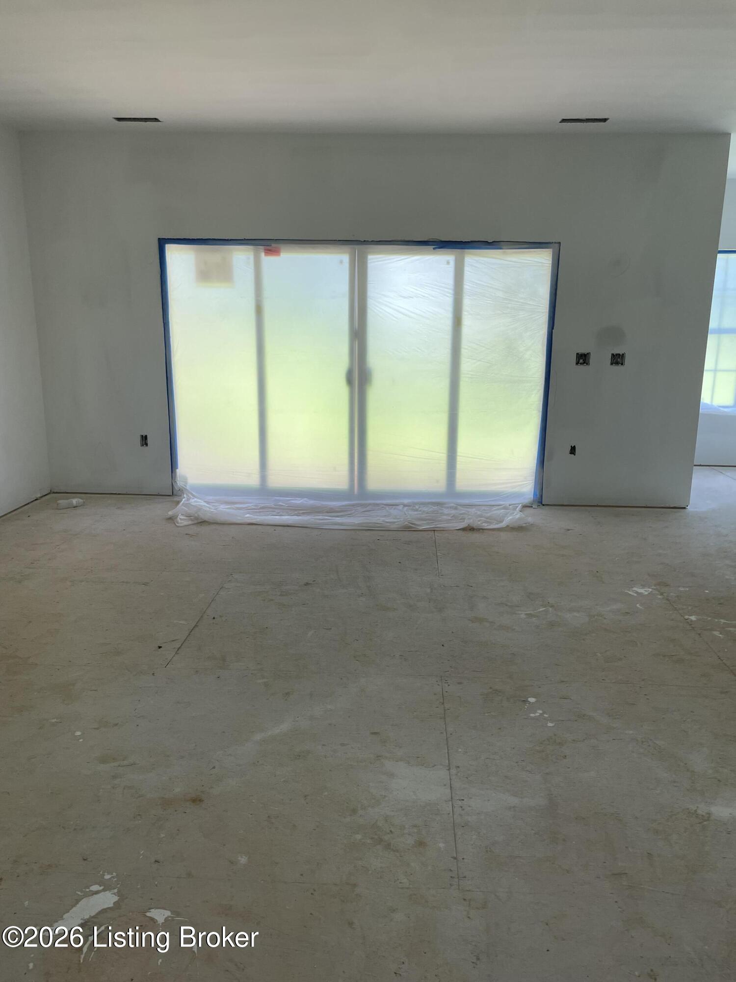 5 Hope St Property Photo 6