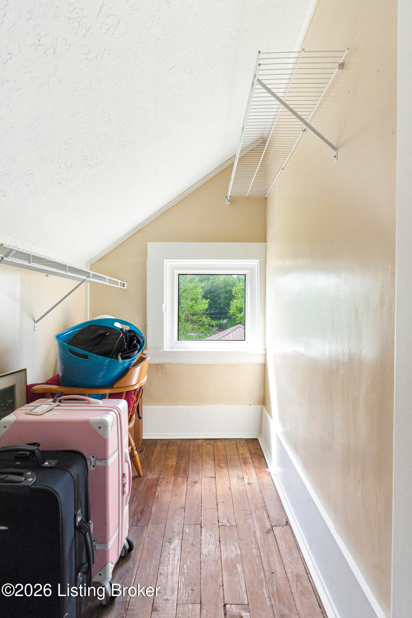 405 Lawrence St Property Photo 55