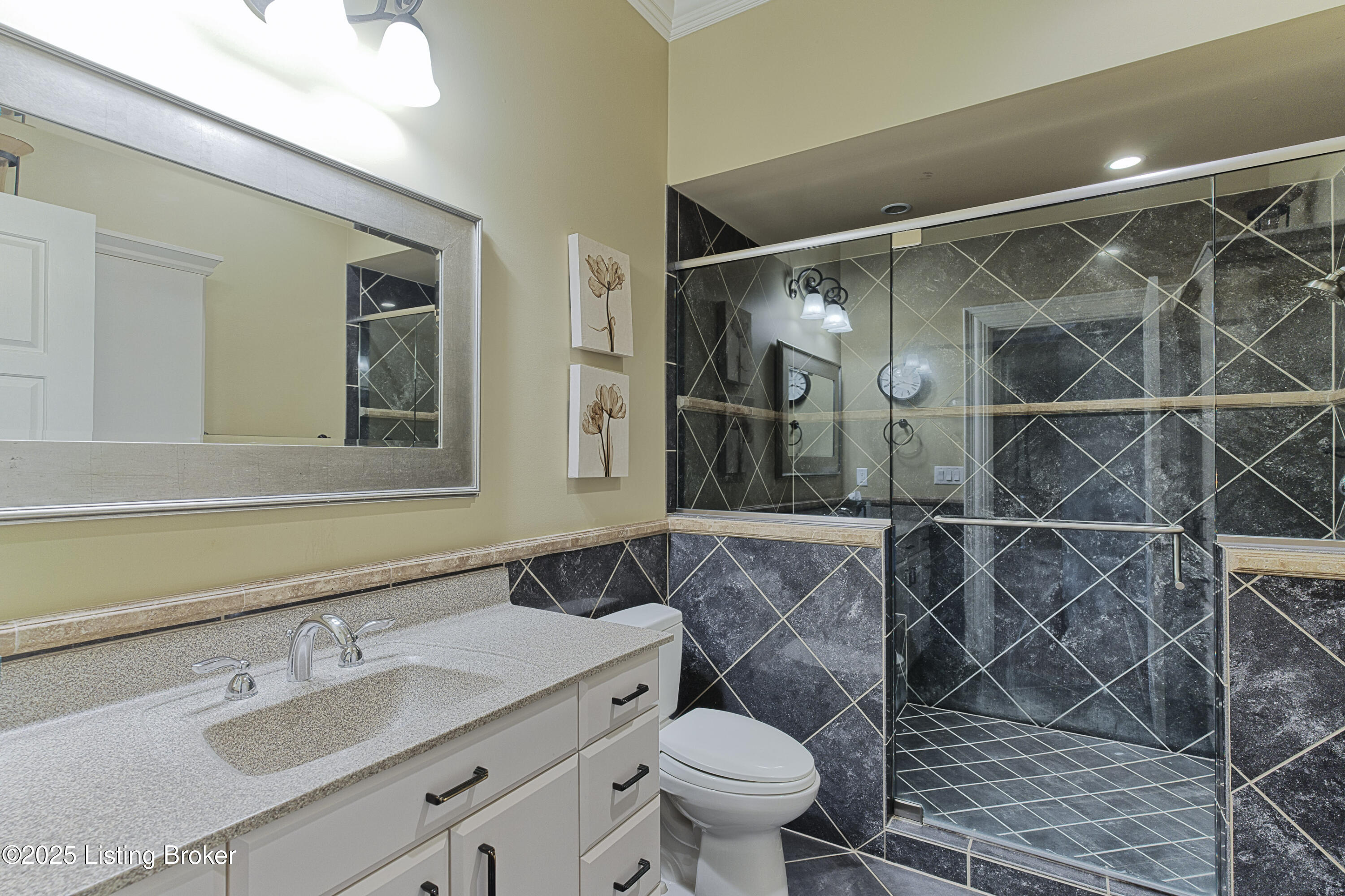203 Waterleaf Way Property Photo 34