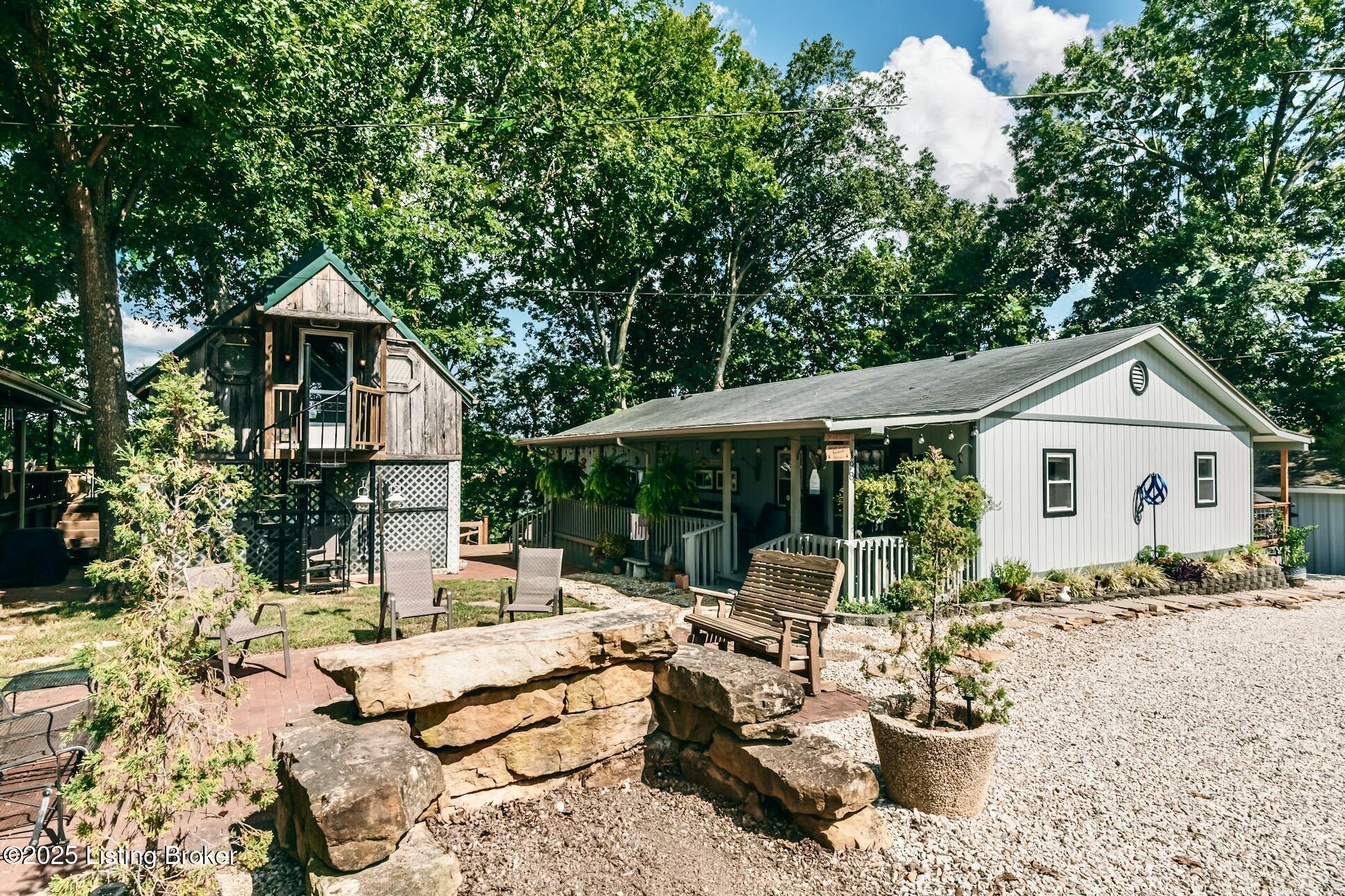 498 Rainbow Knob Ln Property Photo 1