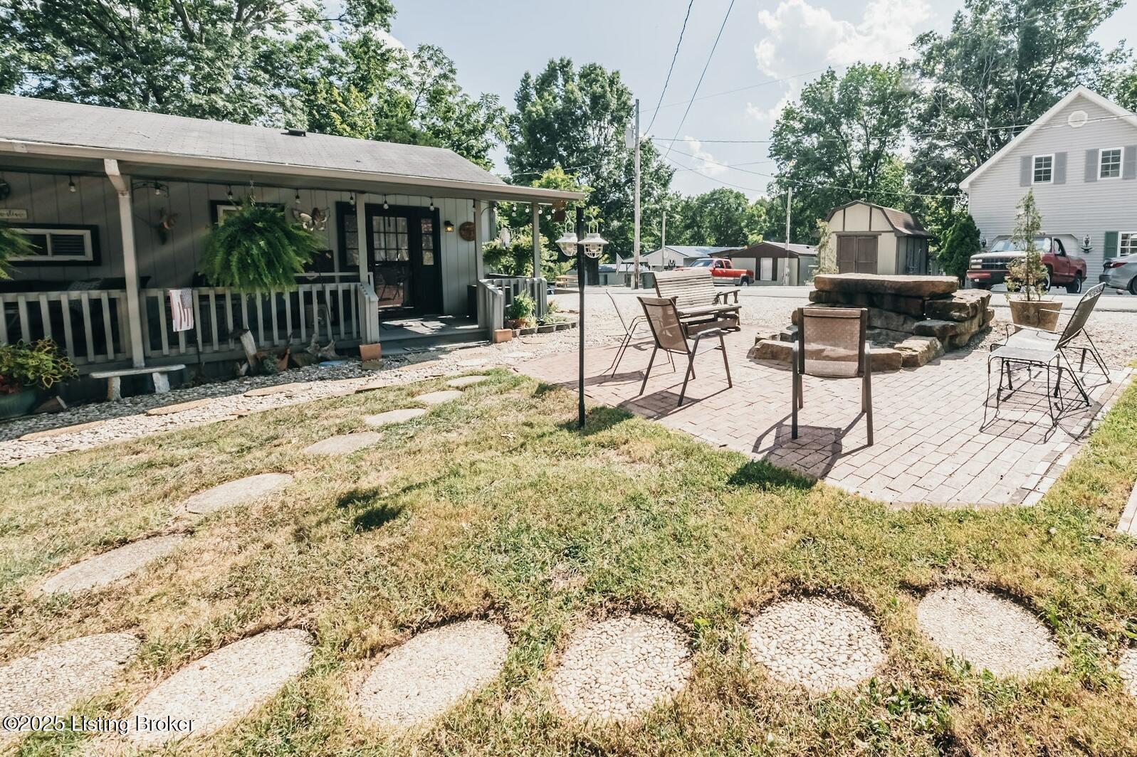 498 Rainbow Knob Ln Property Photo 63