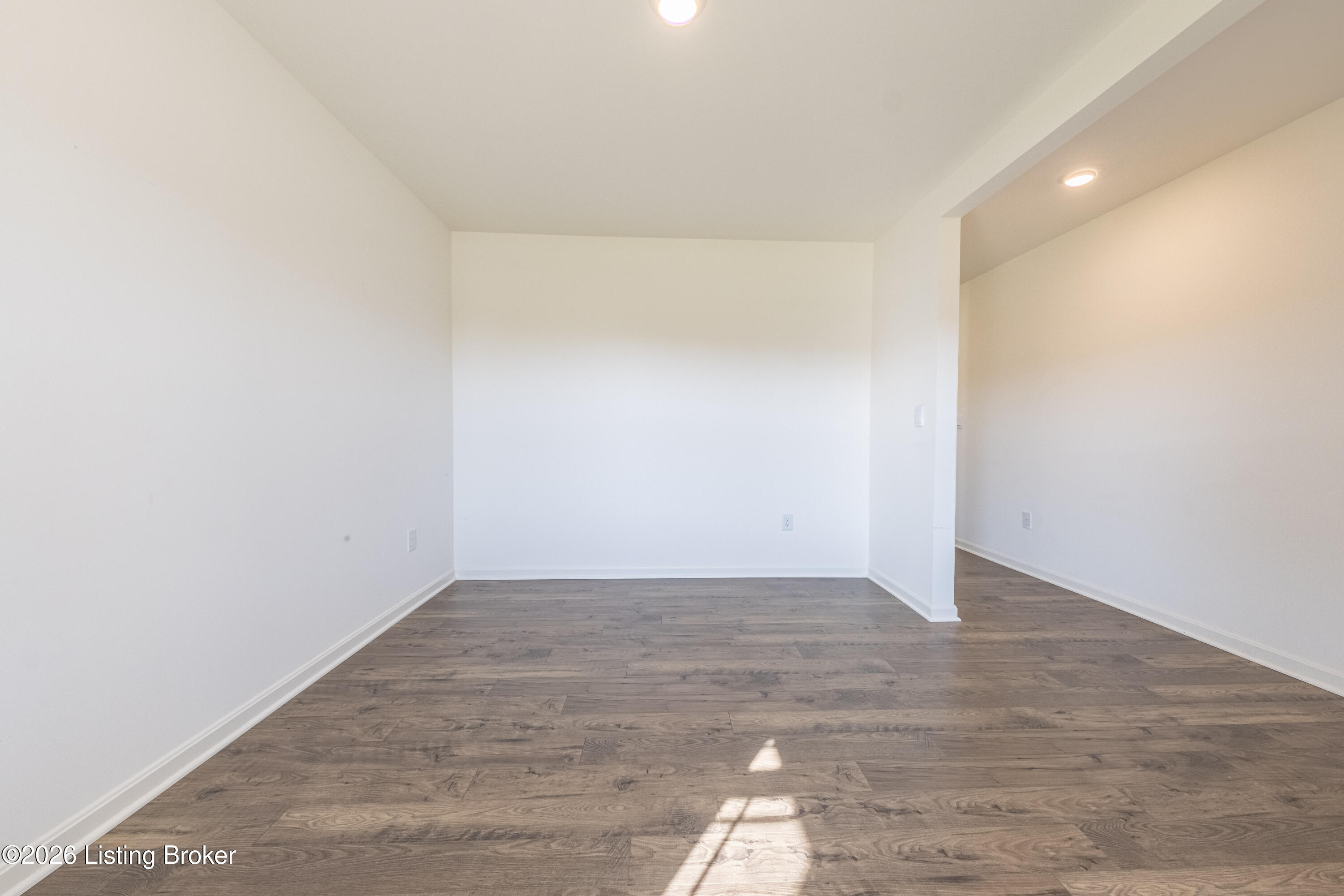 117 Beech Tree Ct Property Photo 4