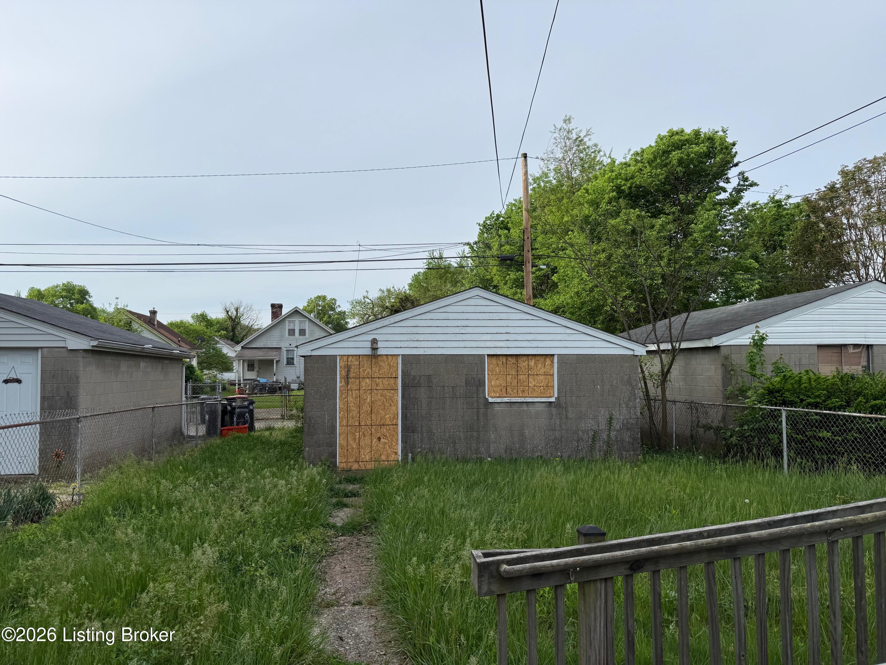 4142 W Muhammad Ali Blvd Property Photo 7