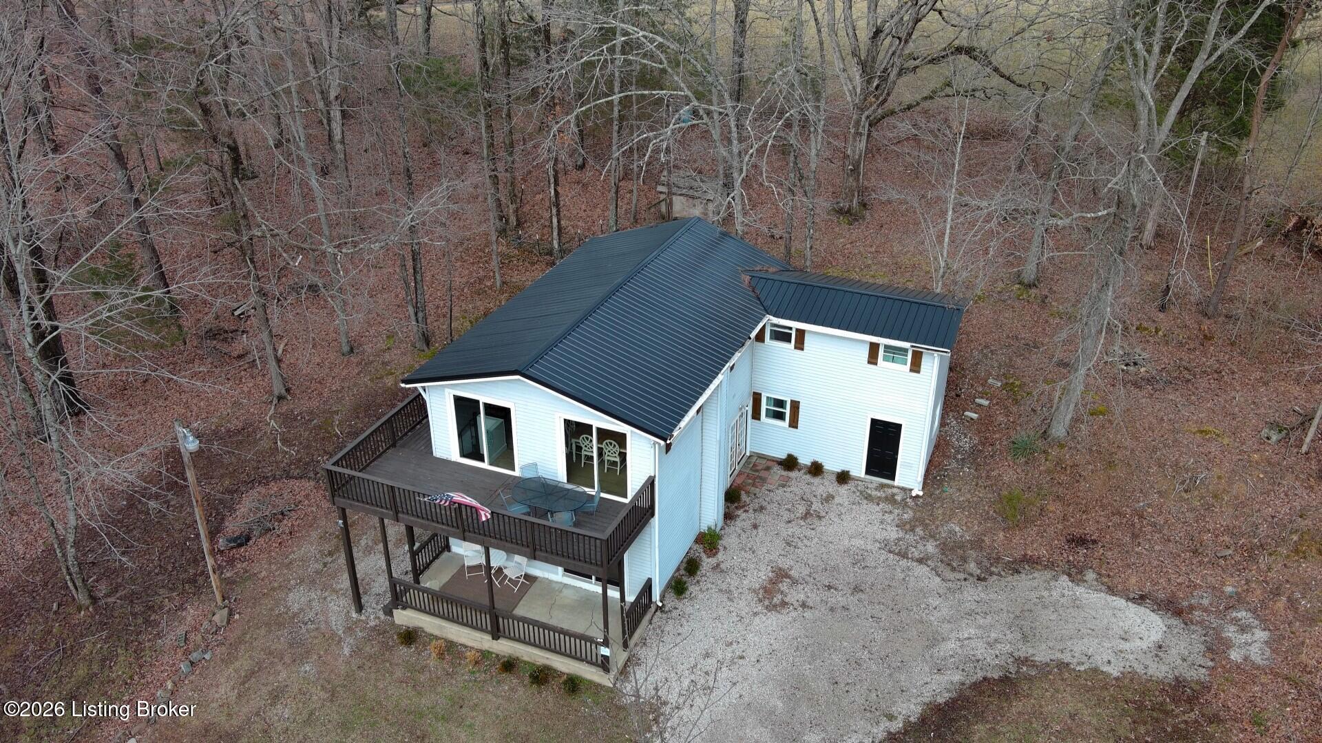 1870 Brier Creek Rd Property Photo 3