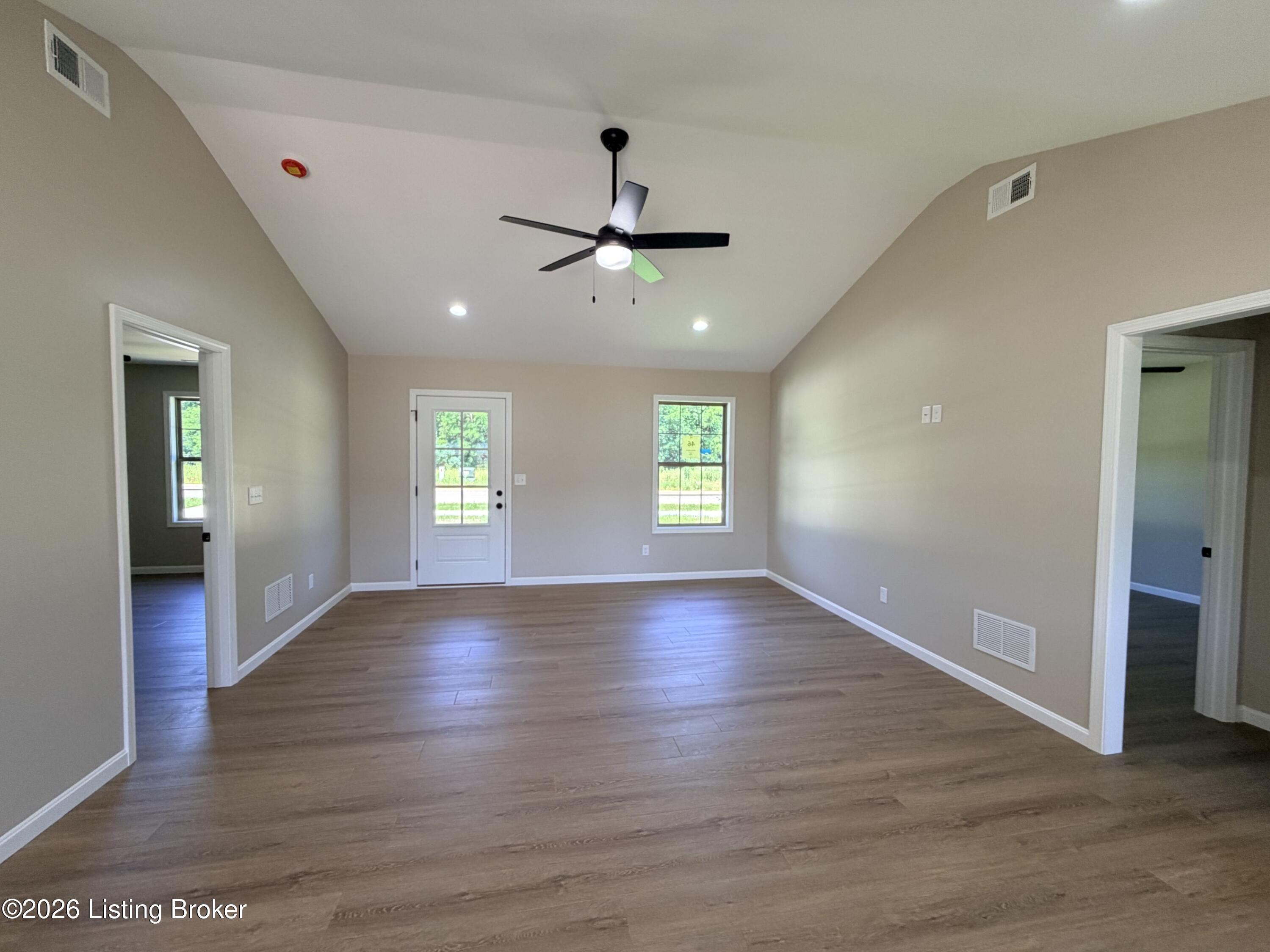 120 American Rd Property Photo 2