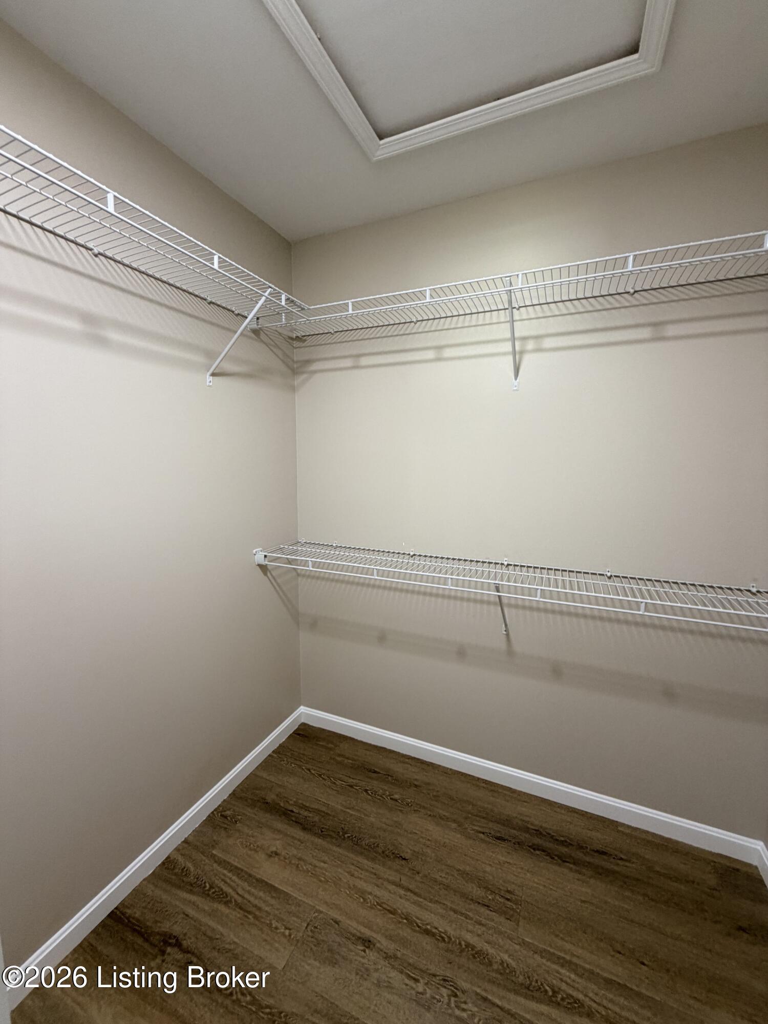 120 American Rd Property Photo 12
