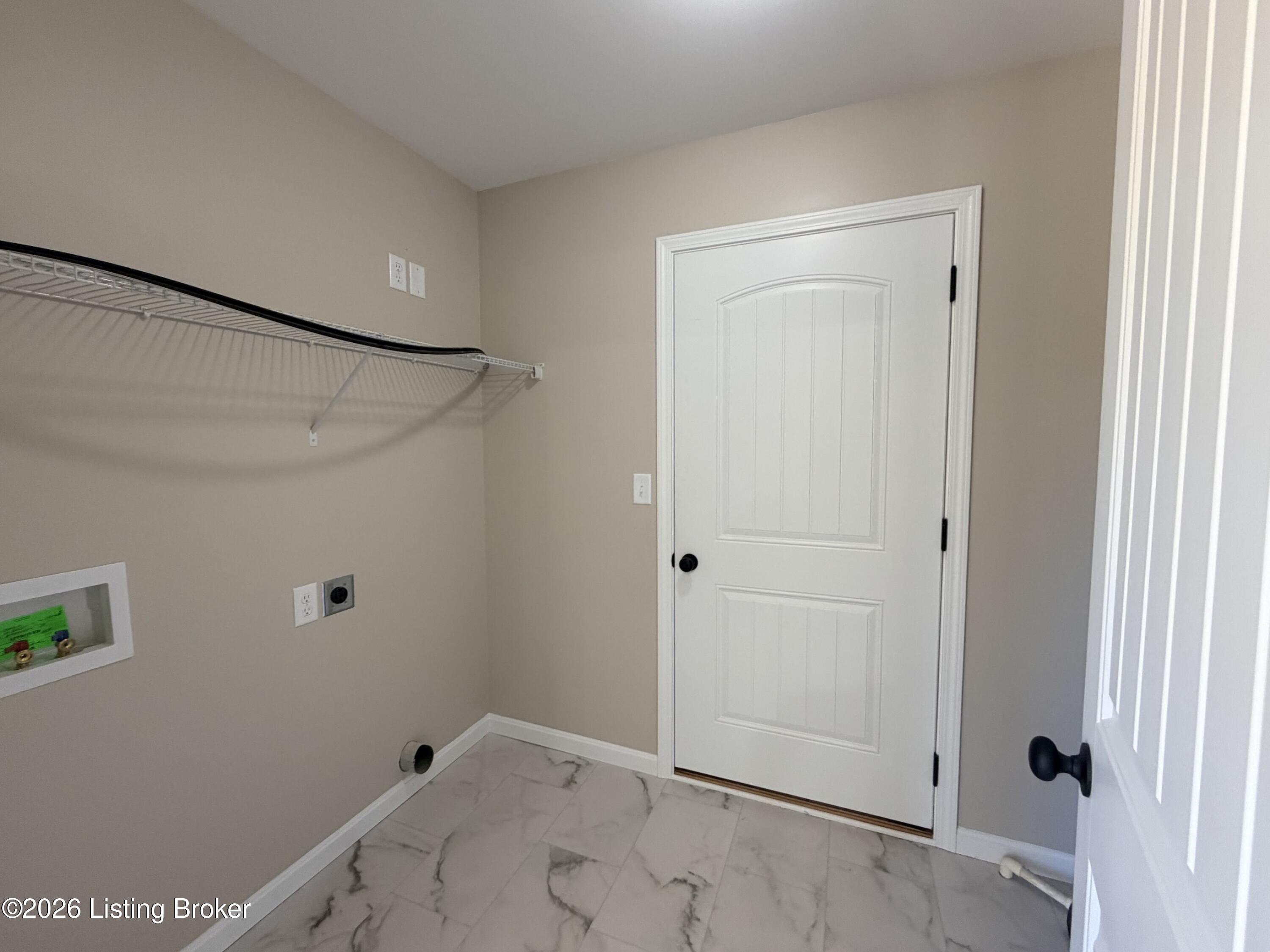 120 American Rd Property Photo 16