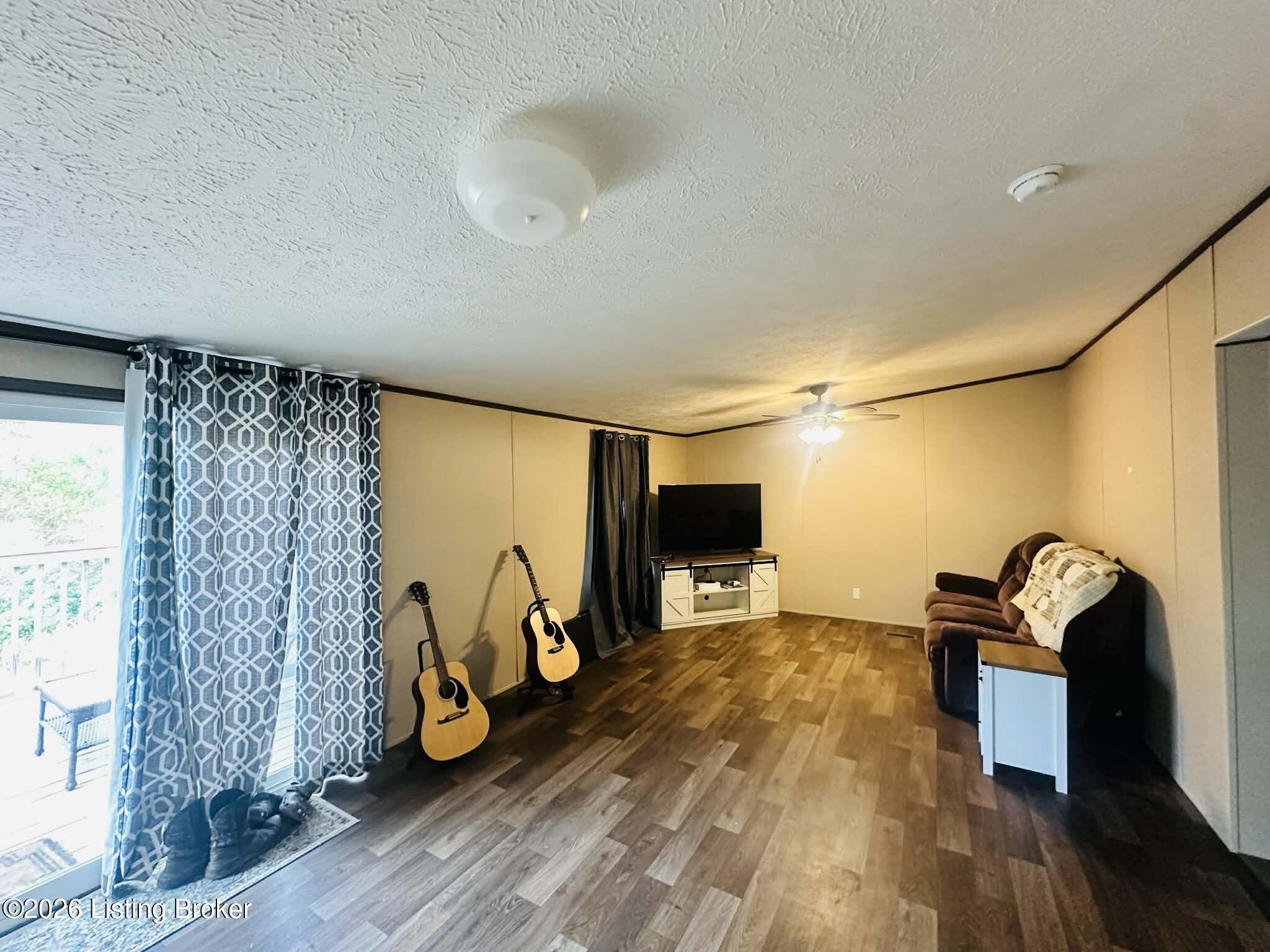 620 Morgan Rd Property Photo 5