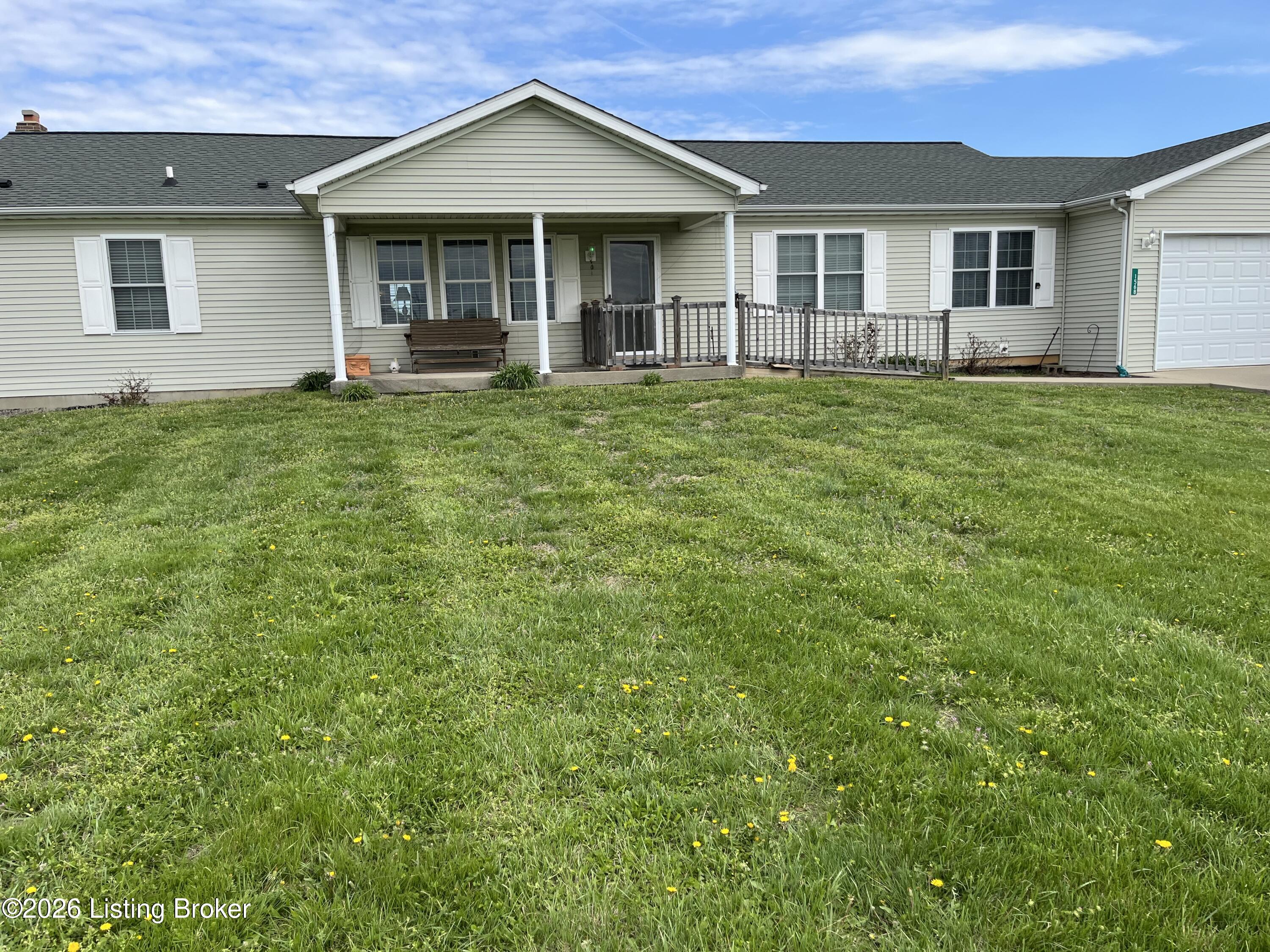 1568 Bray Ridge Rd Property Photo 3