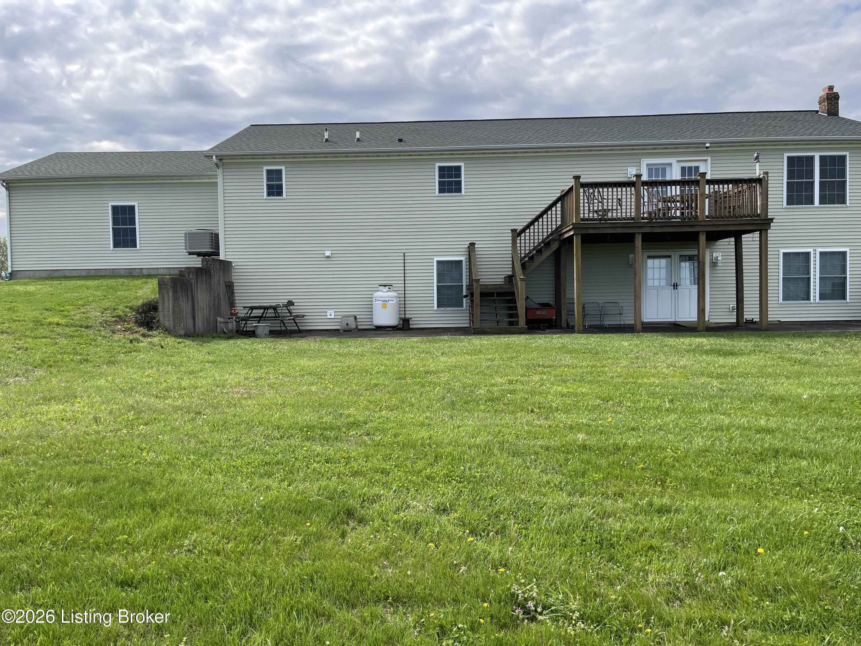1568 Bray Ridge Rd Property Photo 4