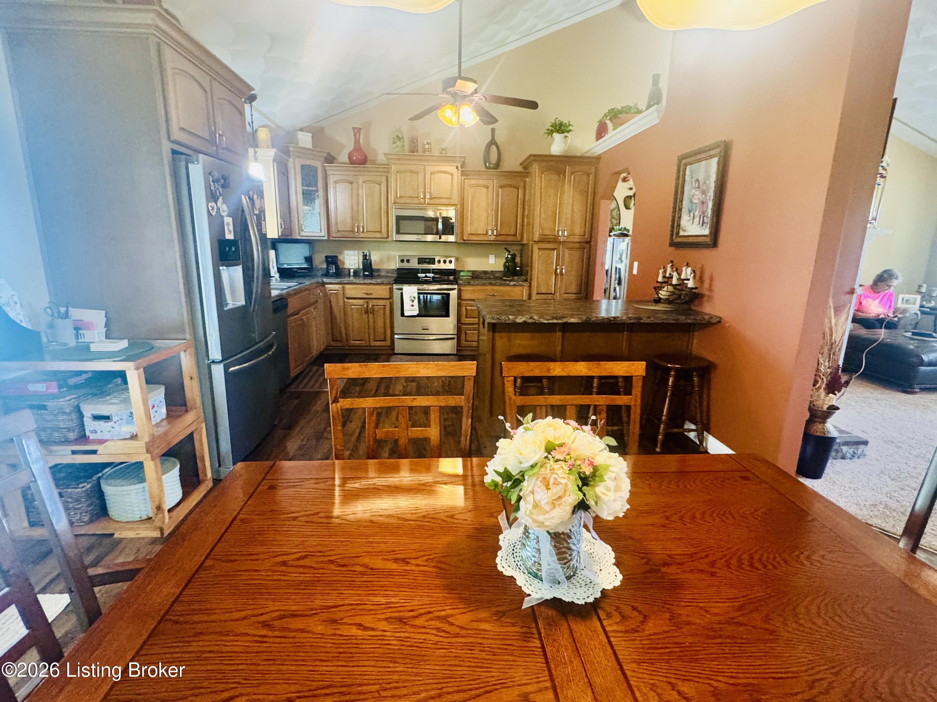 5400 Springfield Rd Property Photo 6