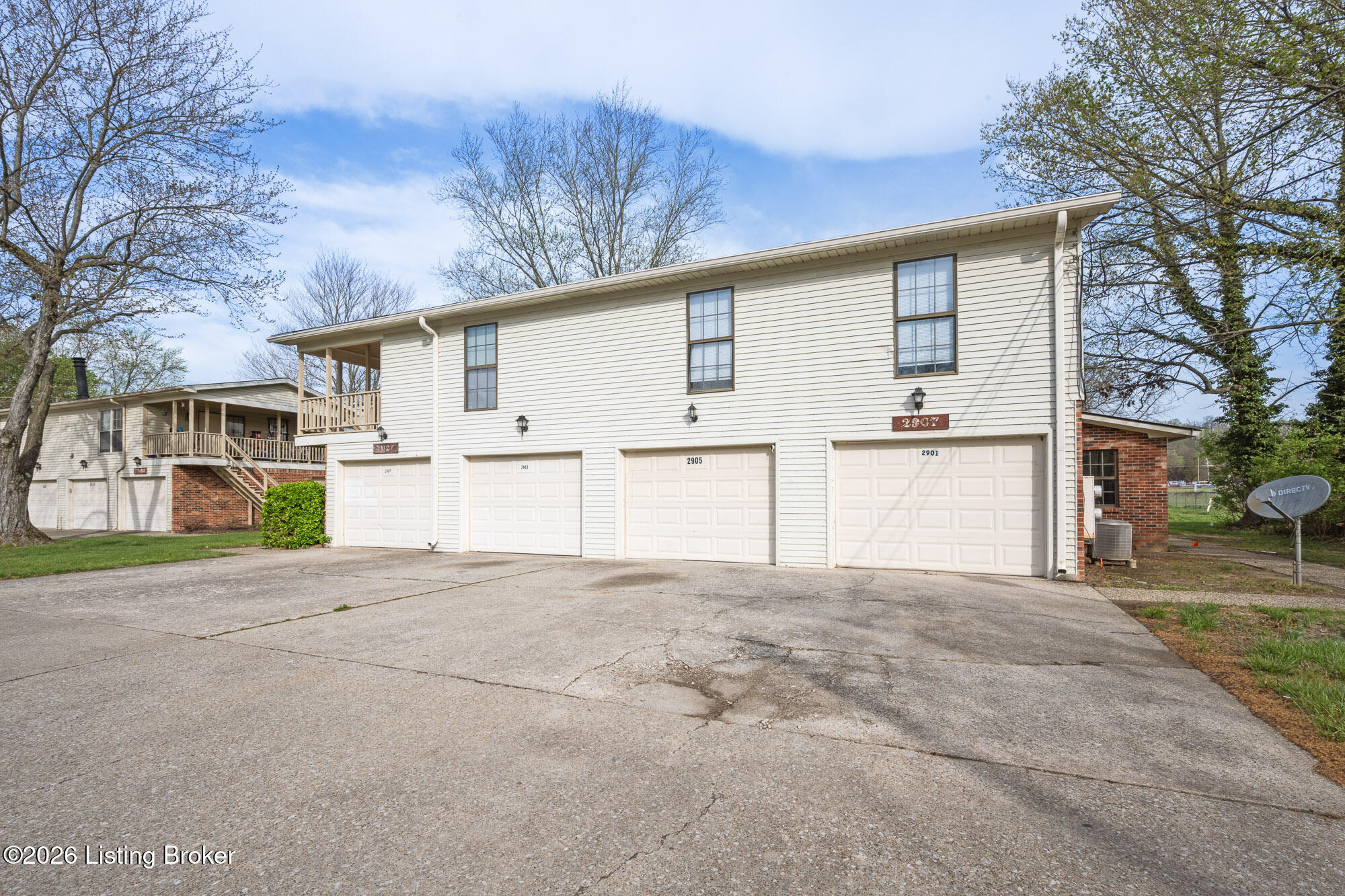 2905 Fordhaven Rd Property Photo 4