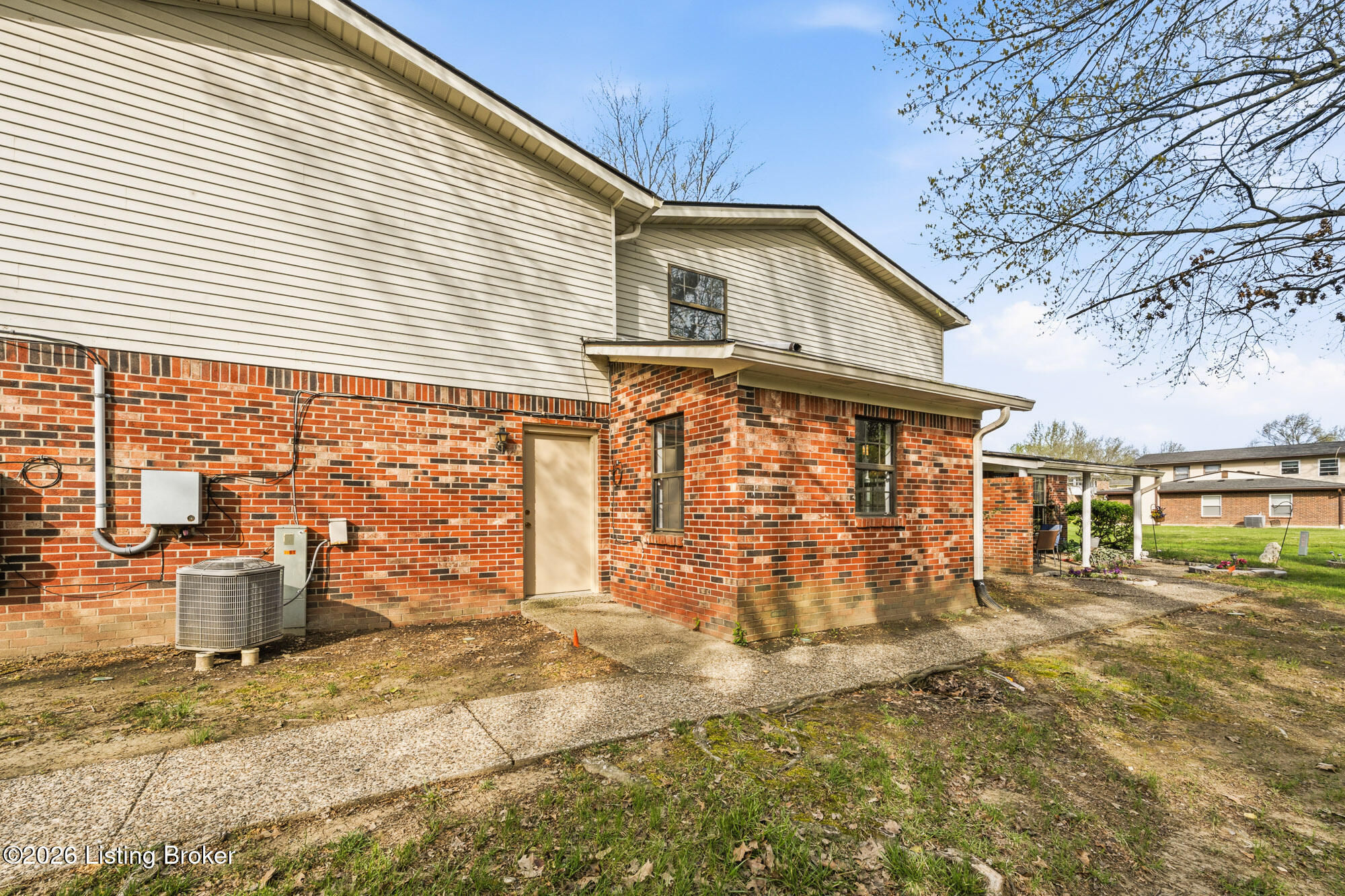 2905 Fordhaven Rd Property Photo 6