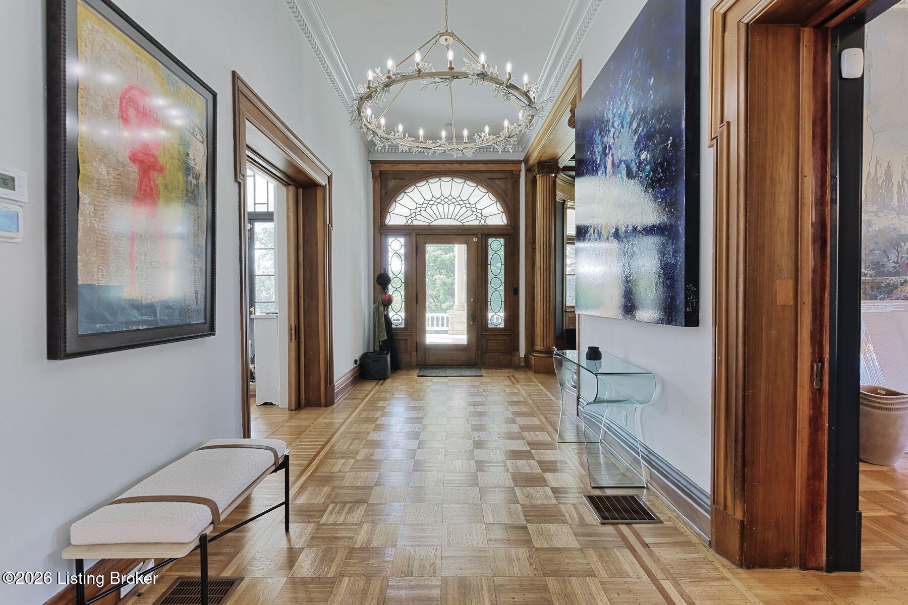 2106 Homewood Dr Property Photo 9