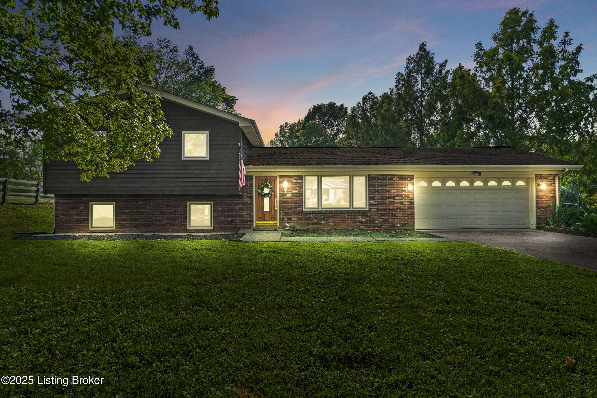 132 Green Acres Rd Property Photo 1