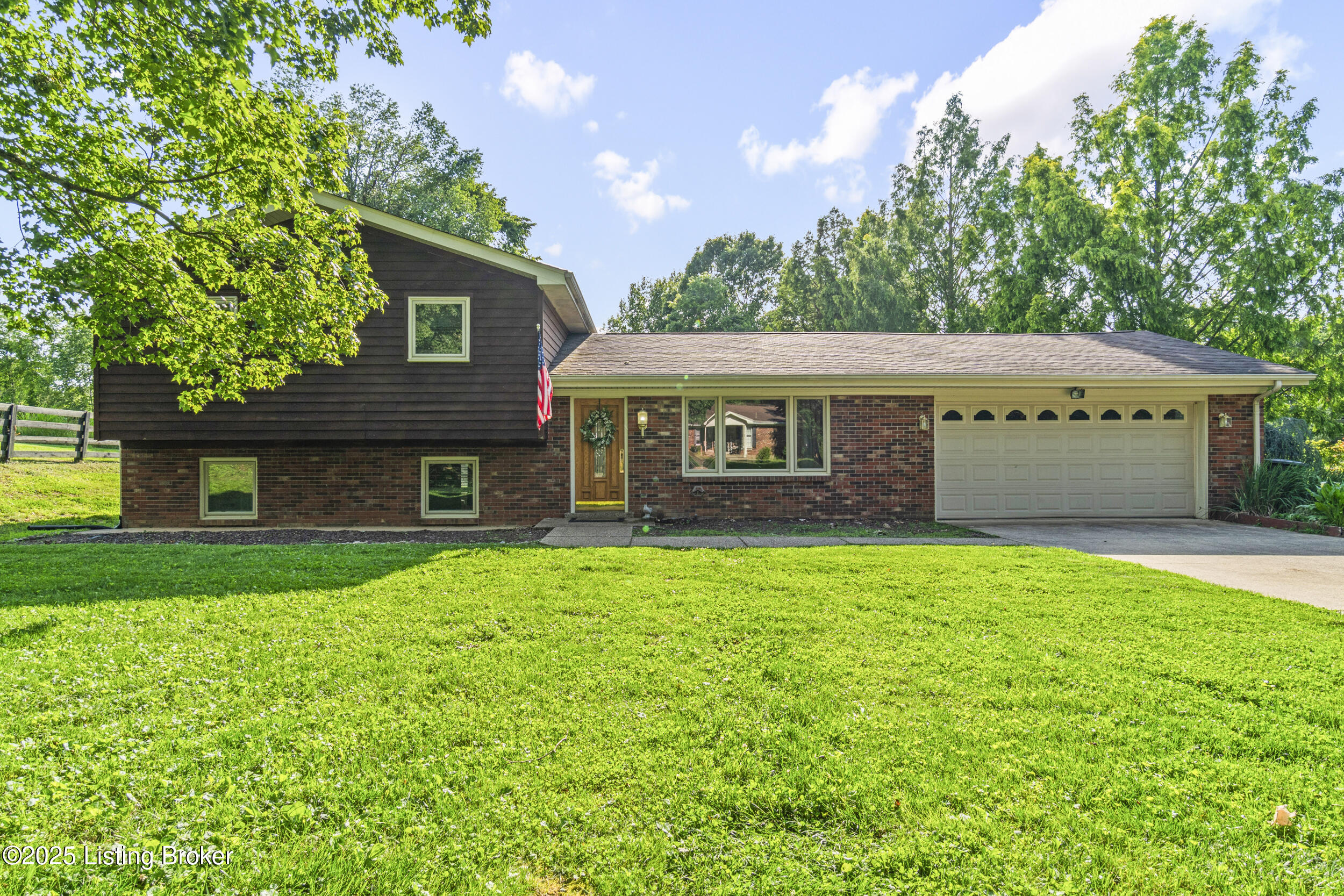 132 Green Acres Rd Property Photo 2