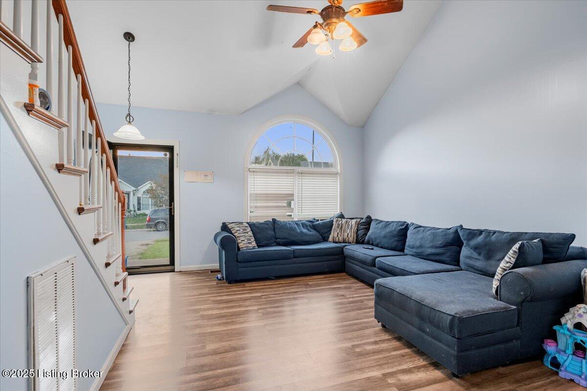 5228 Cypress Ct Property Photo 7