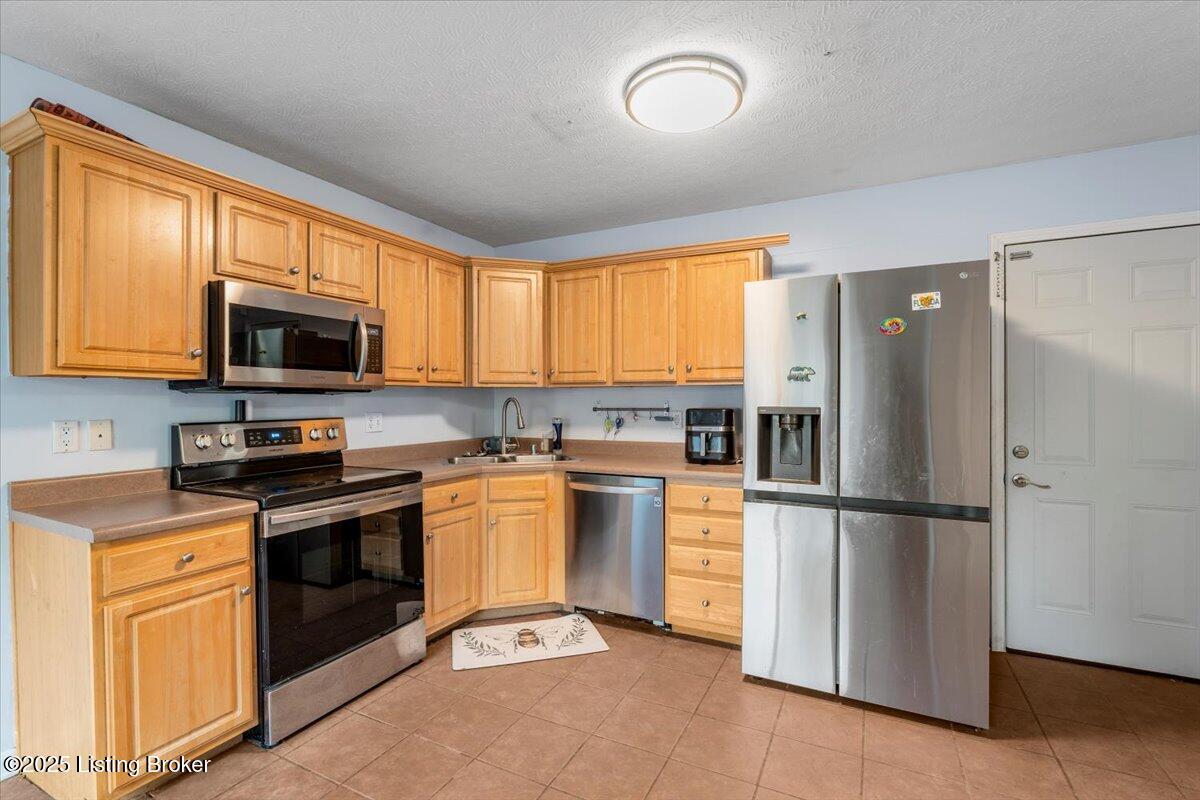 5228 Cypress Ct Property Photo 16