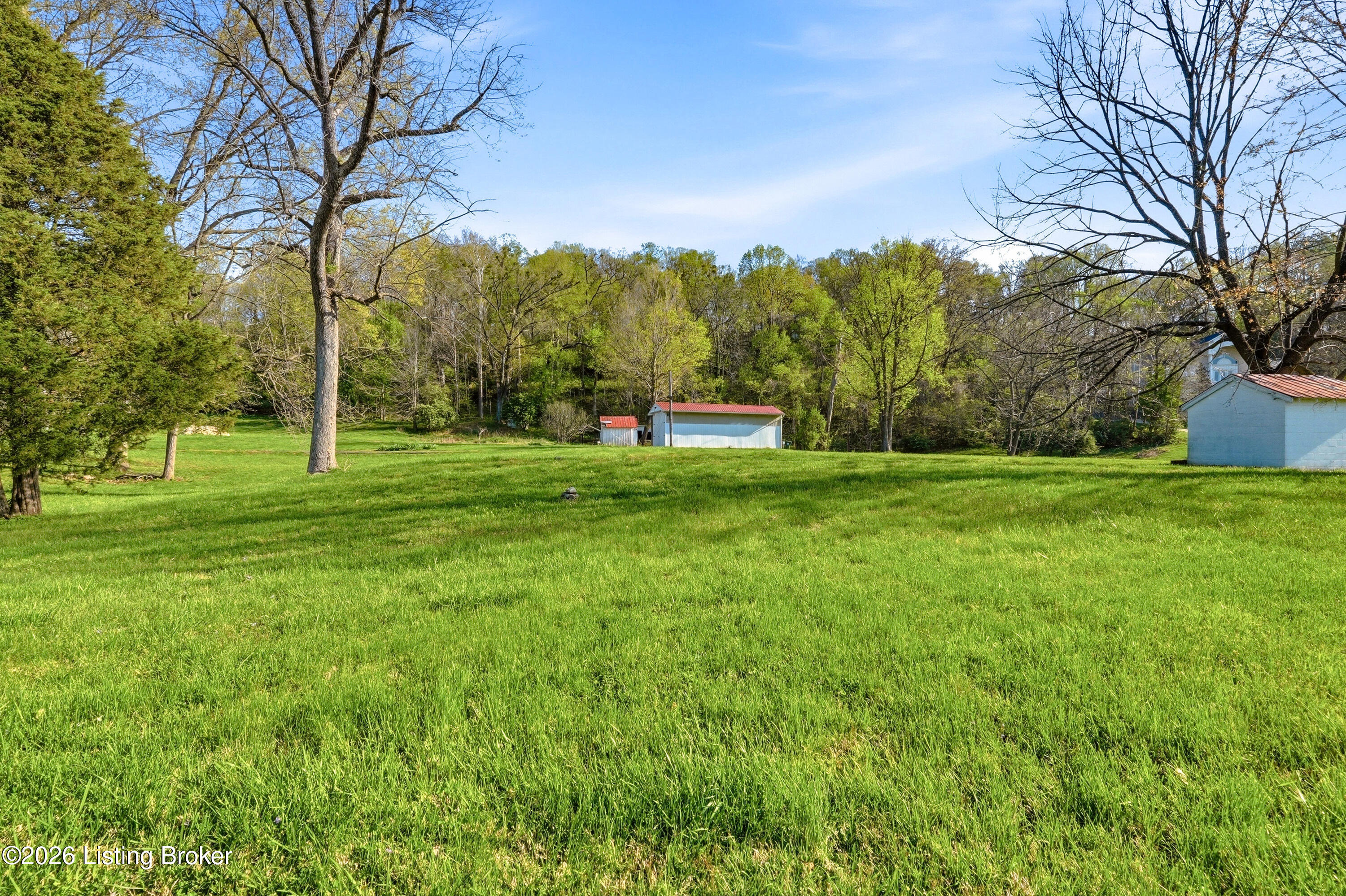 8001 Rock Hill Rd Property Photo 6