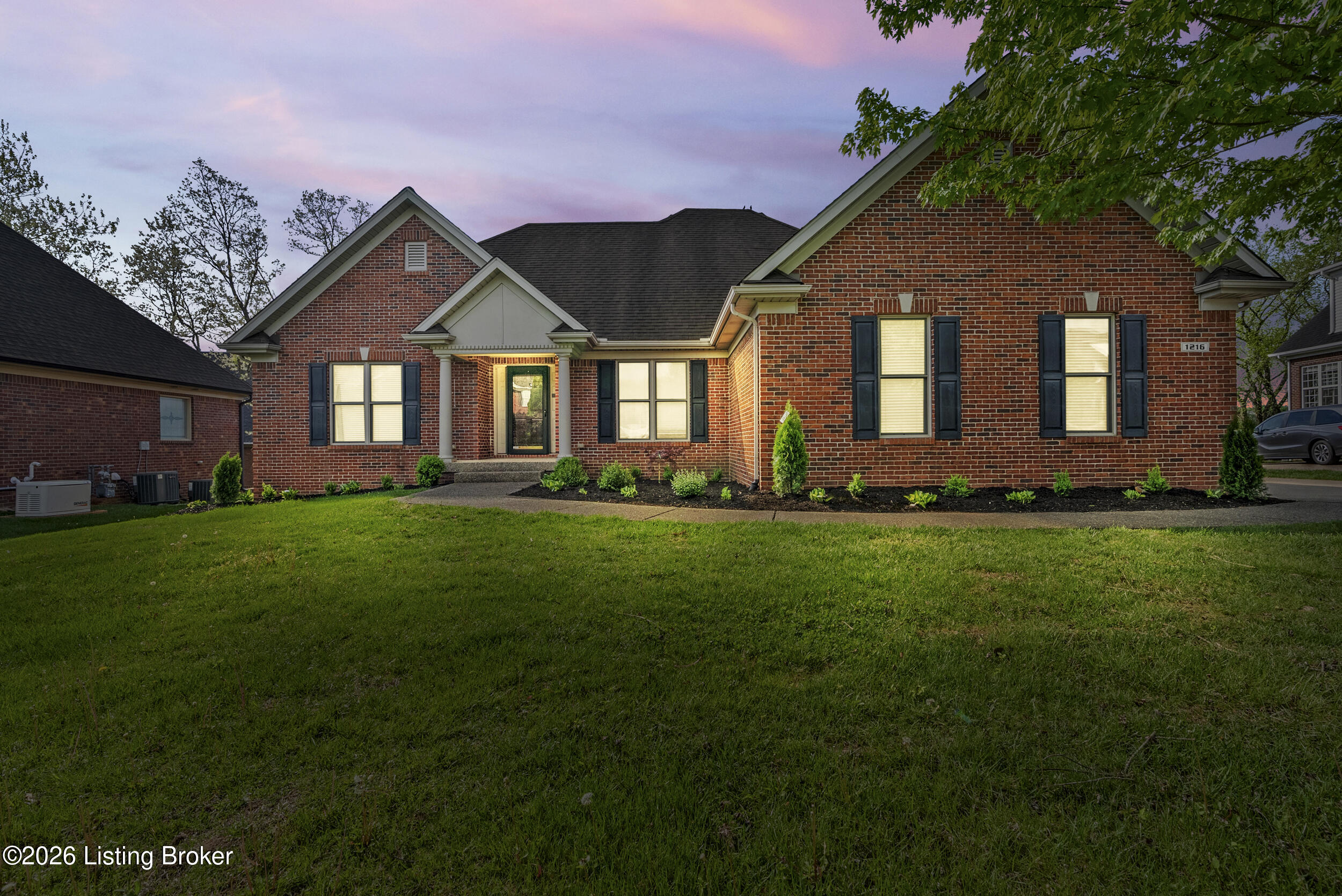 1216 Blackthorn Rd Property Photo 1