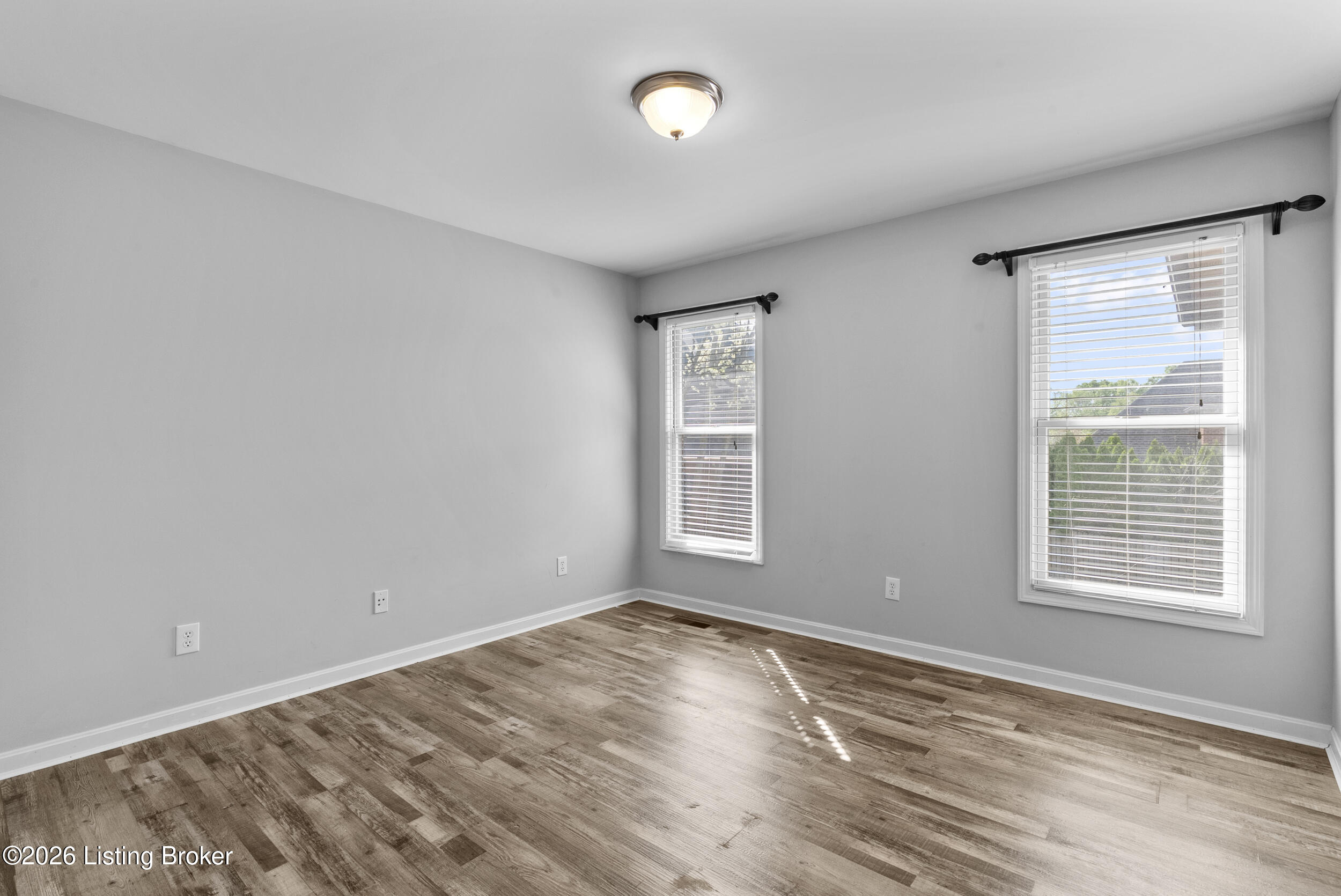 1216 Blackthorn Rd Property Photo 39
