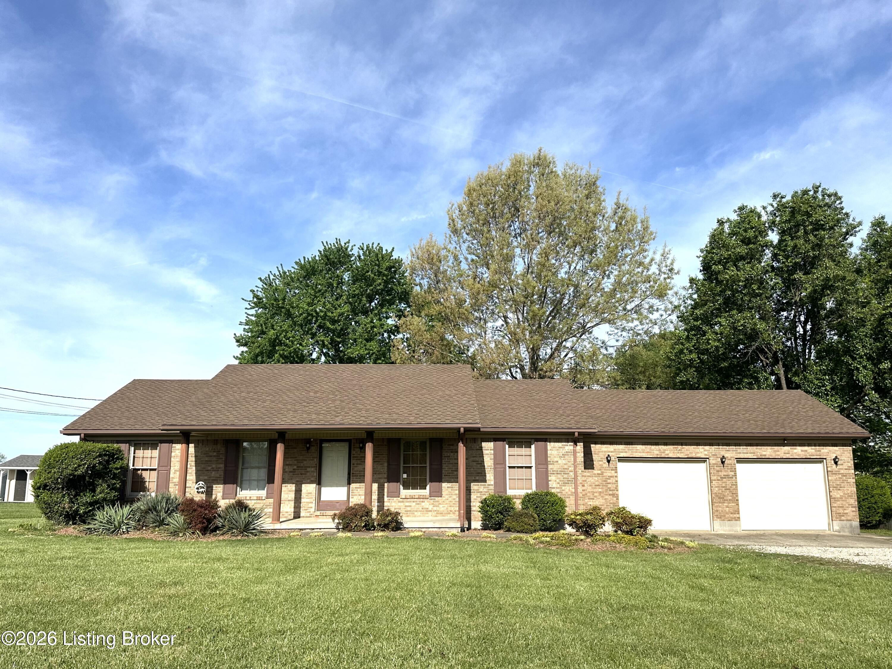 1028 Farmaway Dr Property Photo 1
