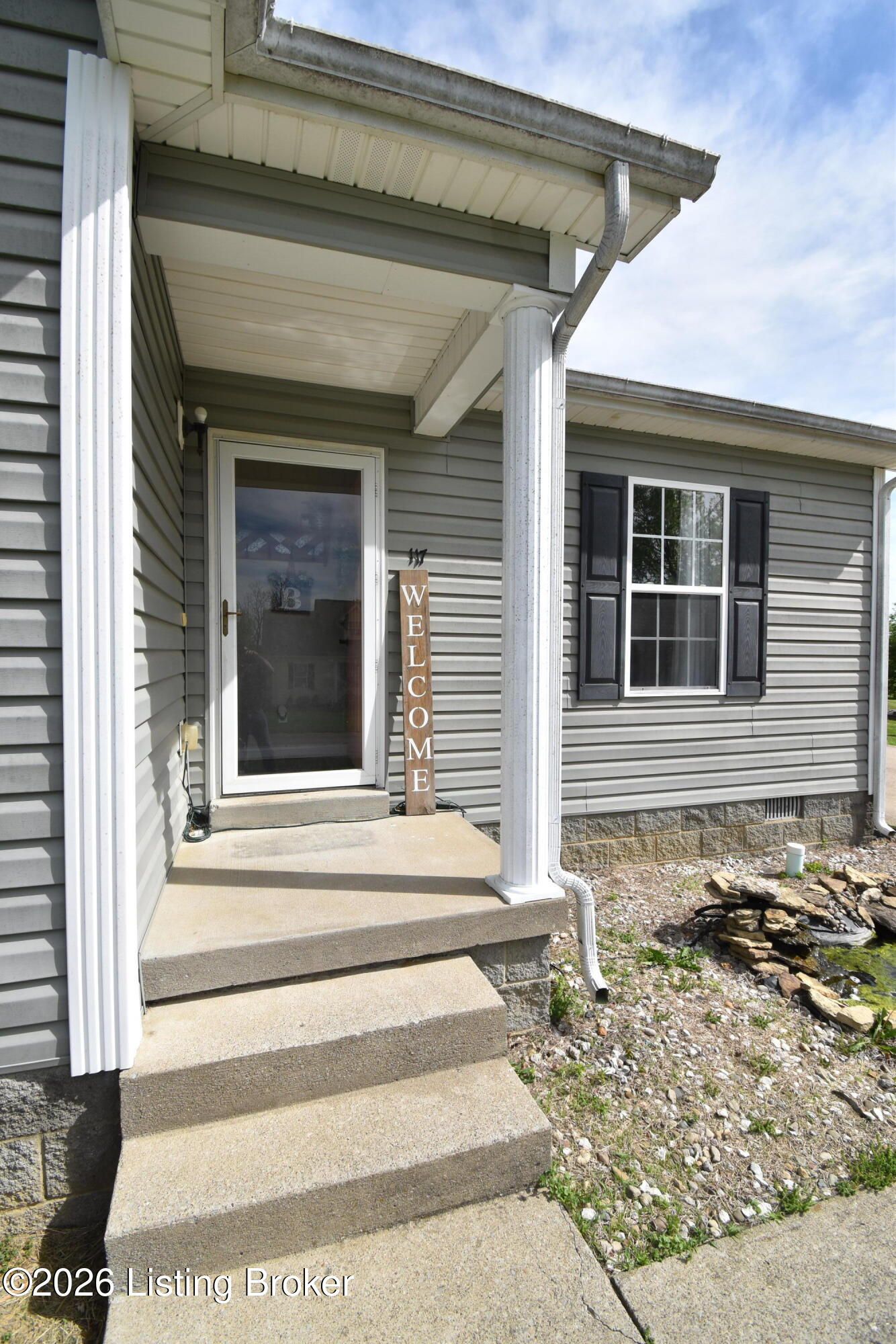 117 Azalea Ave Property Photo 2