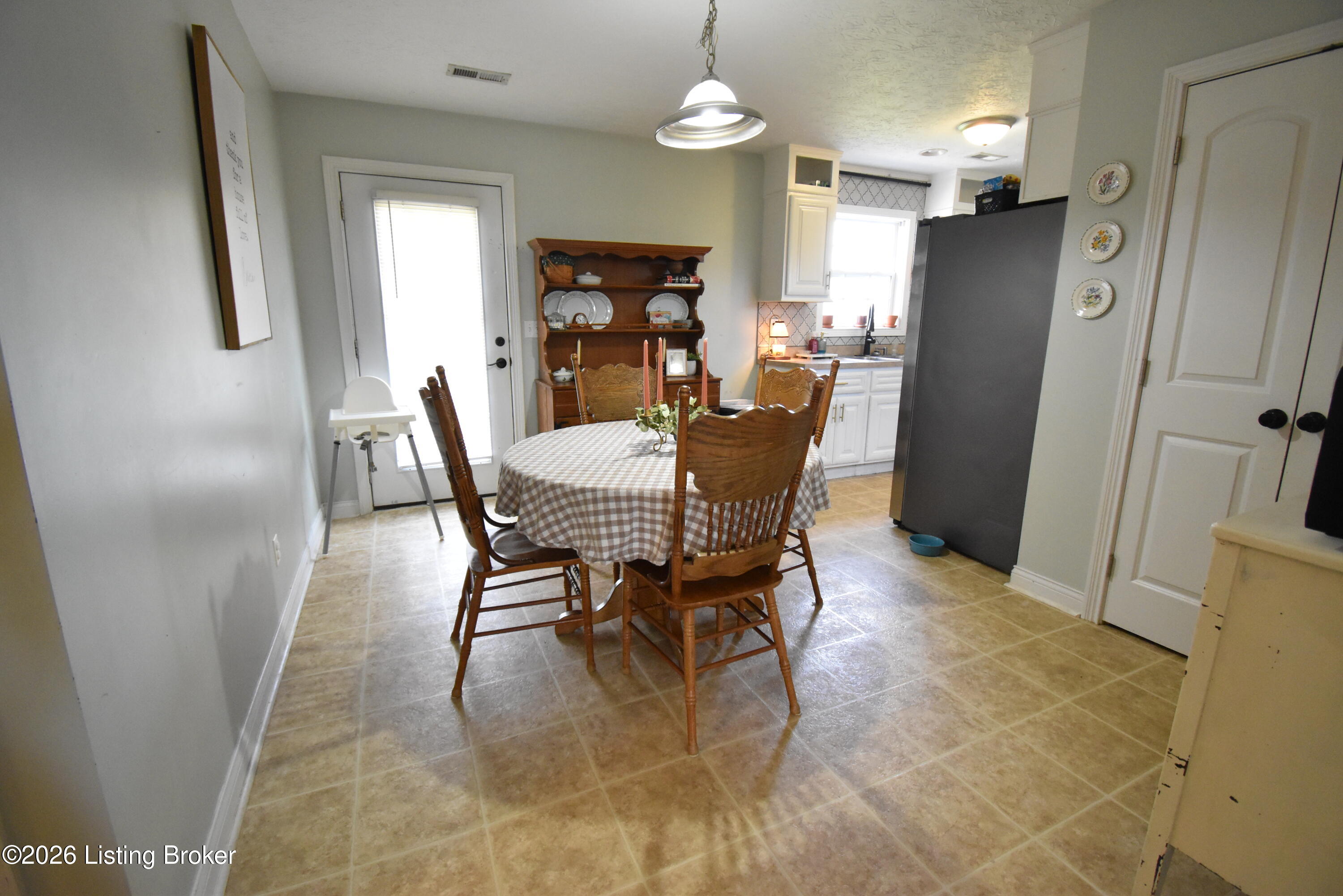 117 Azalea Ave Property Photo 9