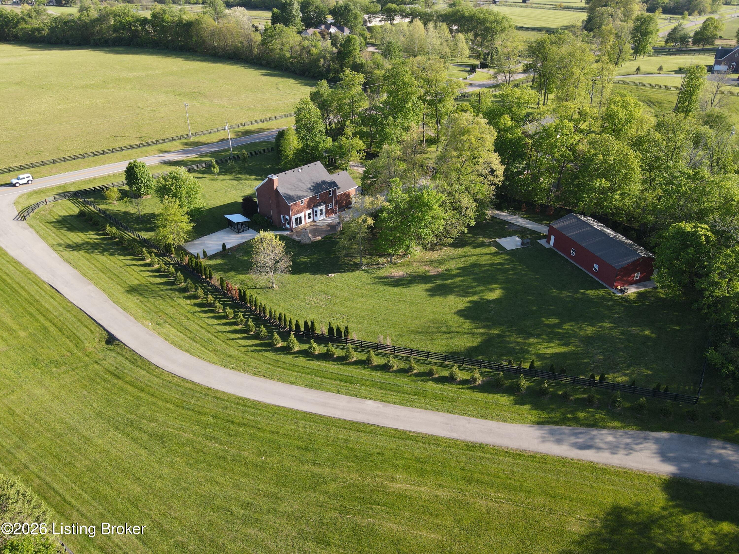 1948 Todds Point Rd Property Photo 3