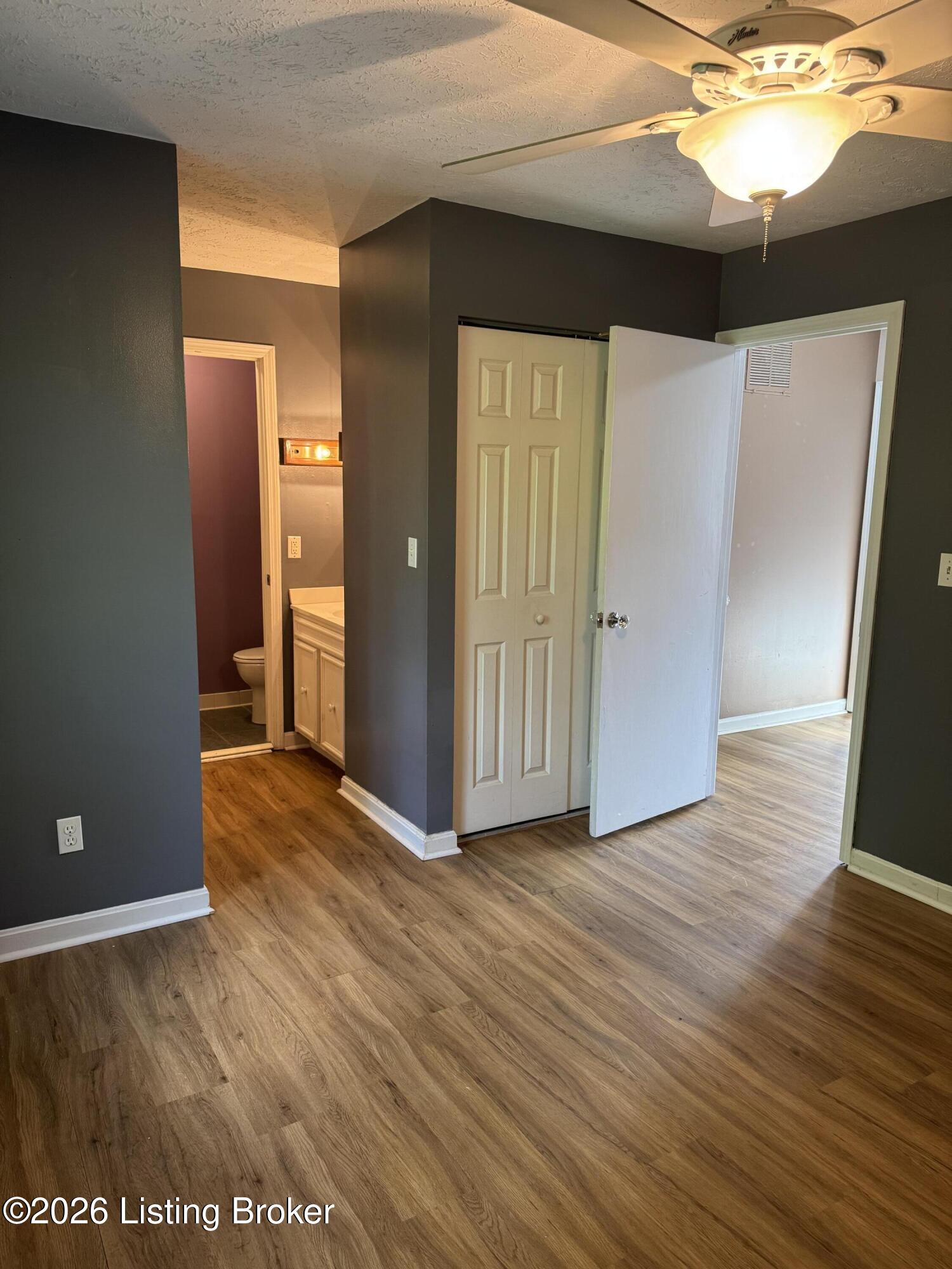 9814 Oakshire Dr Property Photo 19