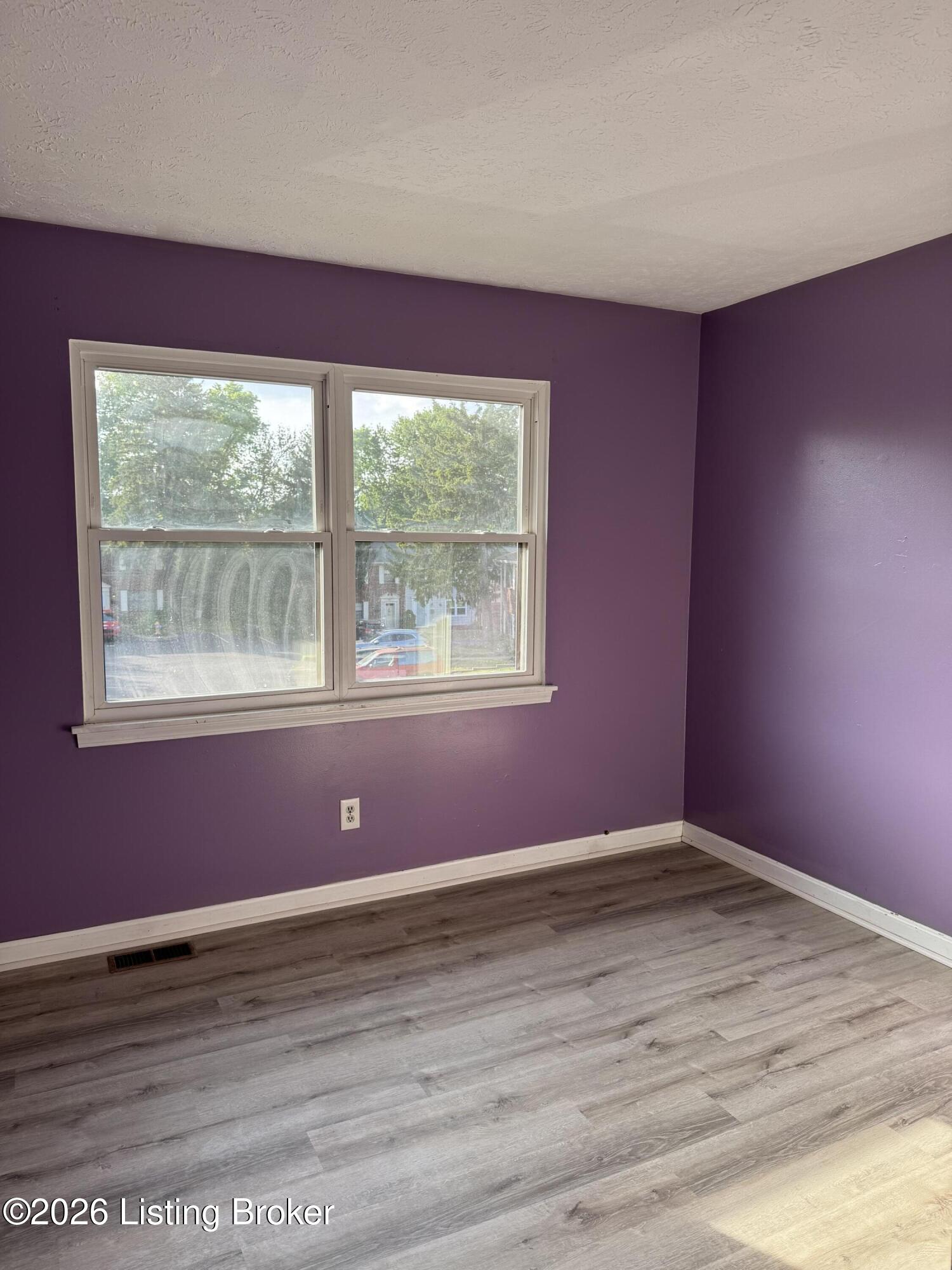 9814 Oakshire Dr Property Photo 24