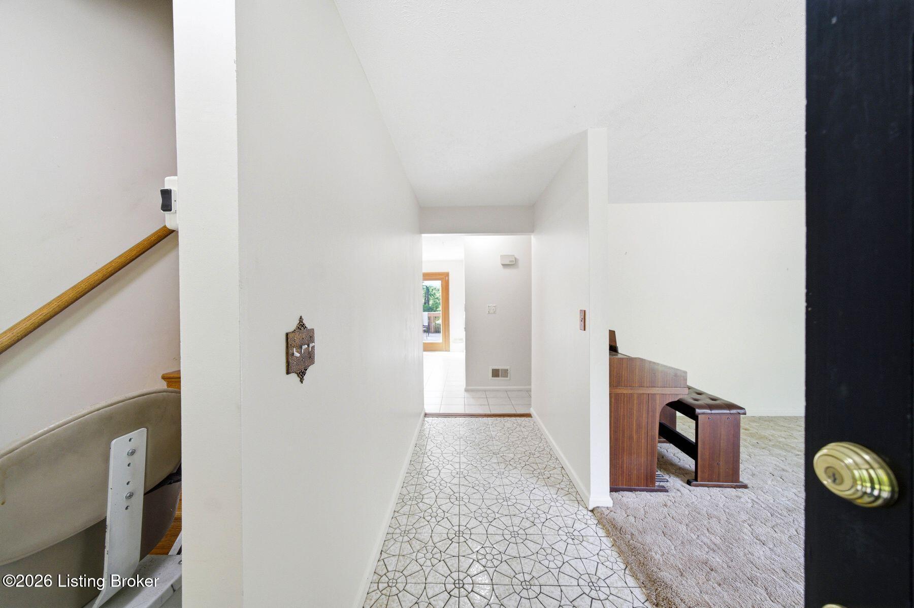 2804 Timber Hills Rd Property Photo 6