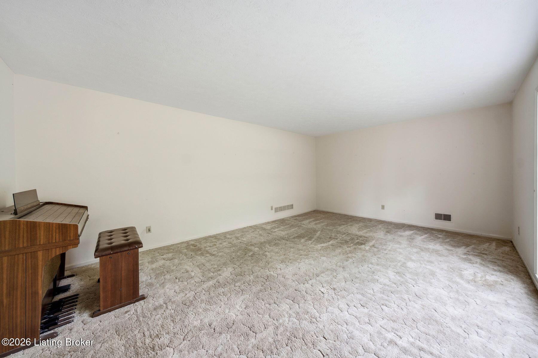 2804 Timber Hills Rd Property Photo 7