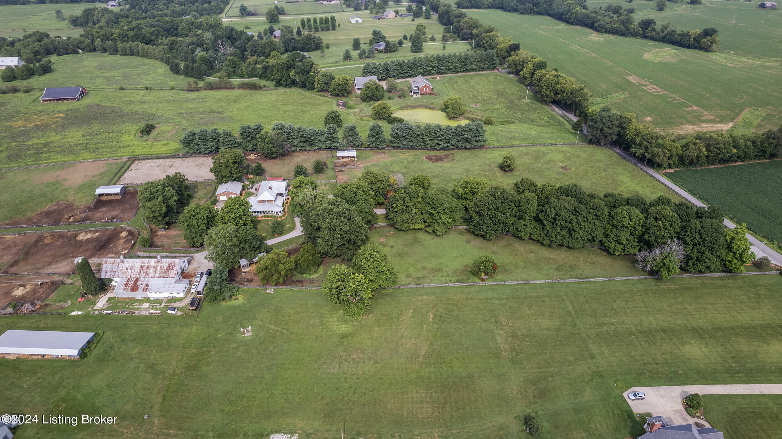 575 Moody Pike Property Photo 8