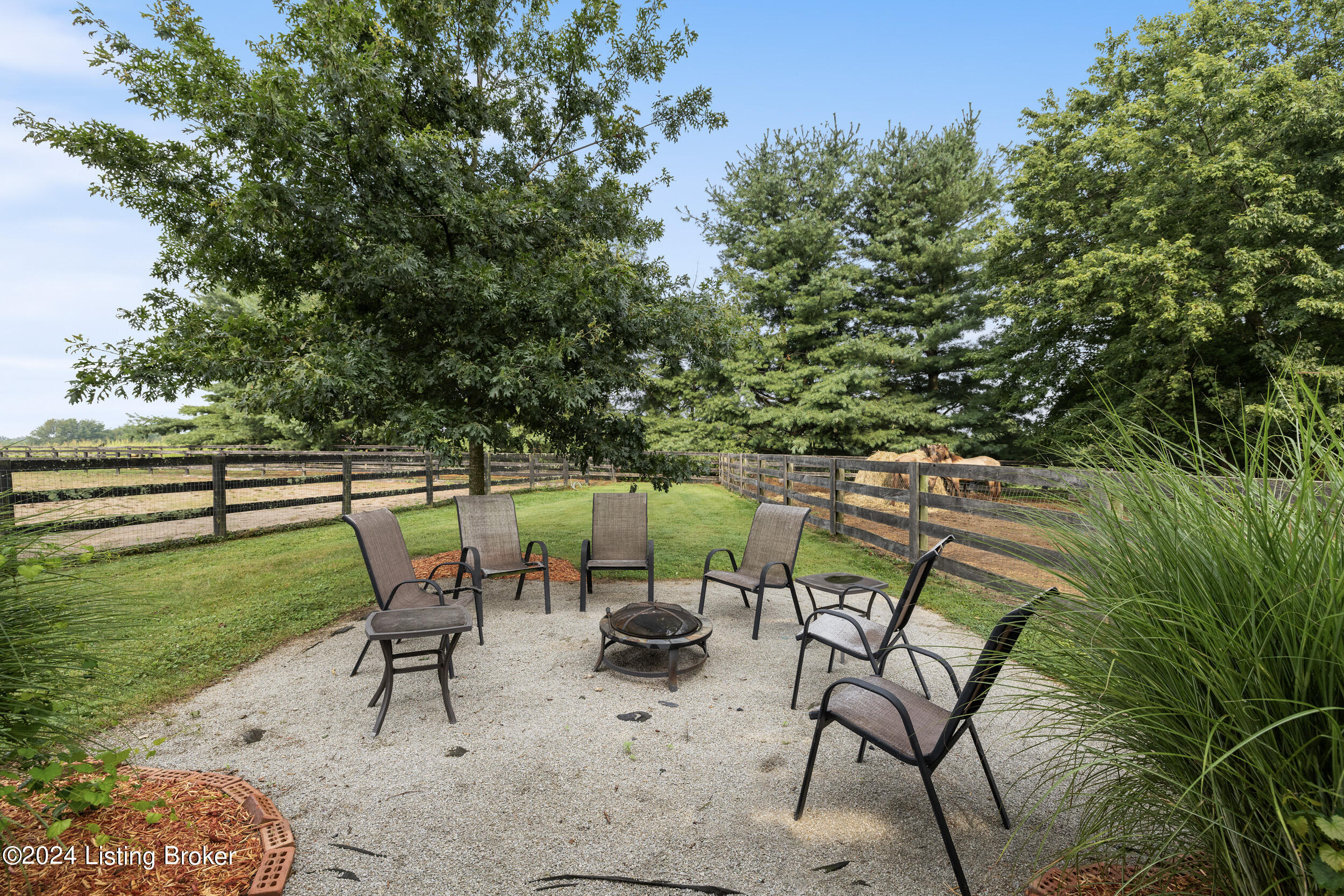 575 Moody Pike Property Photo 34