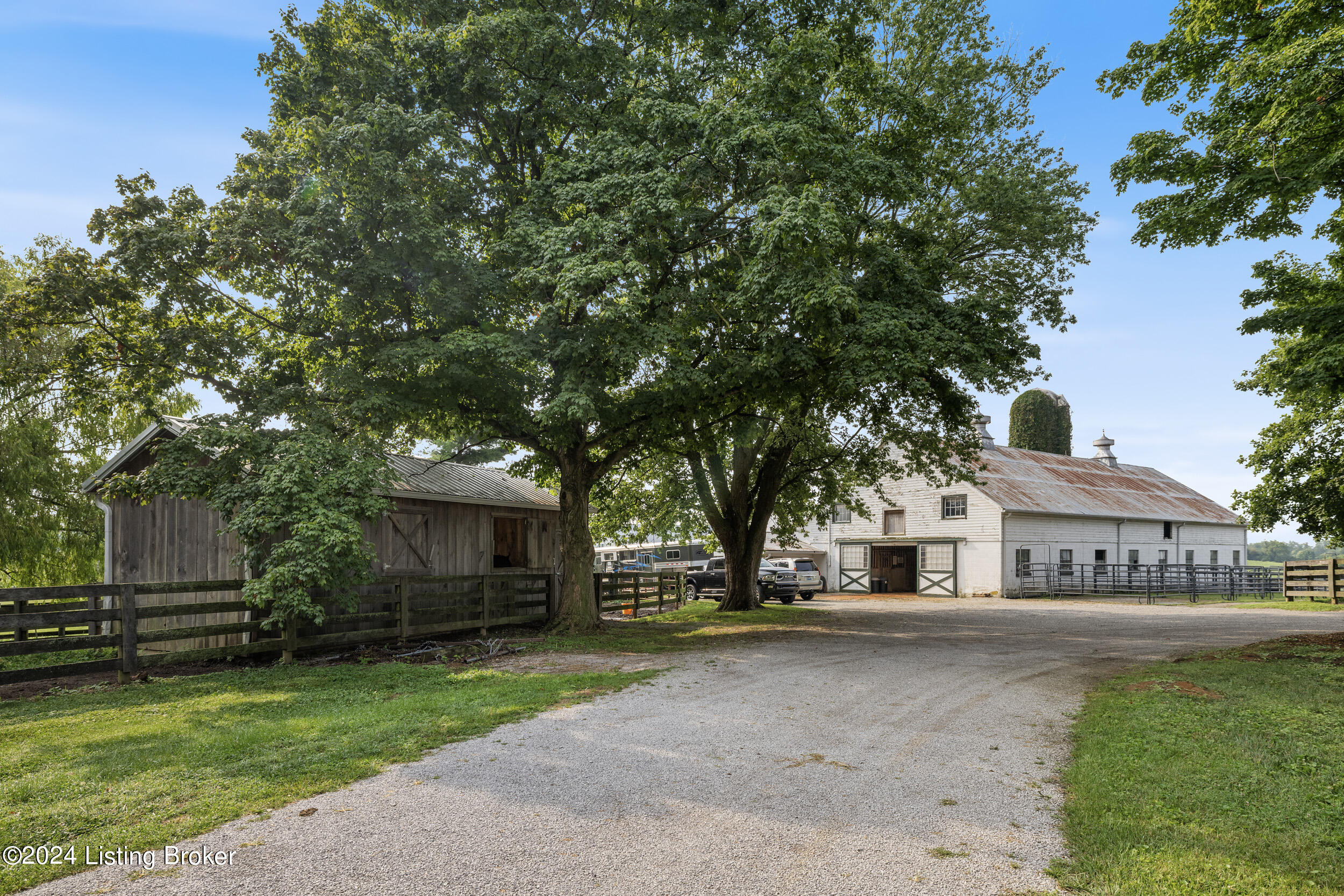 575 Moody Pike Property Photo 40