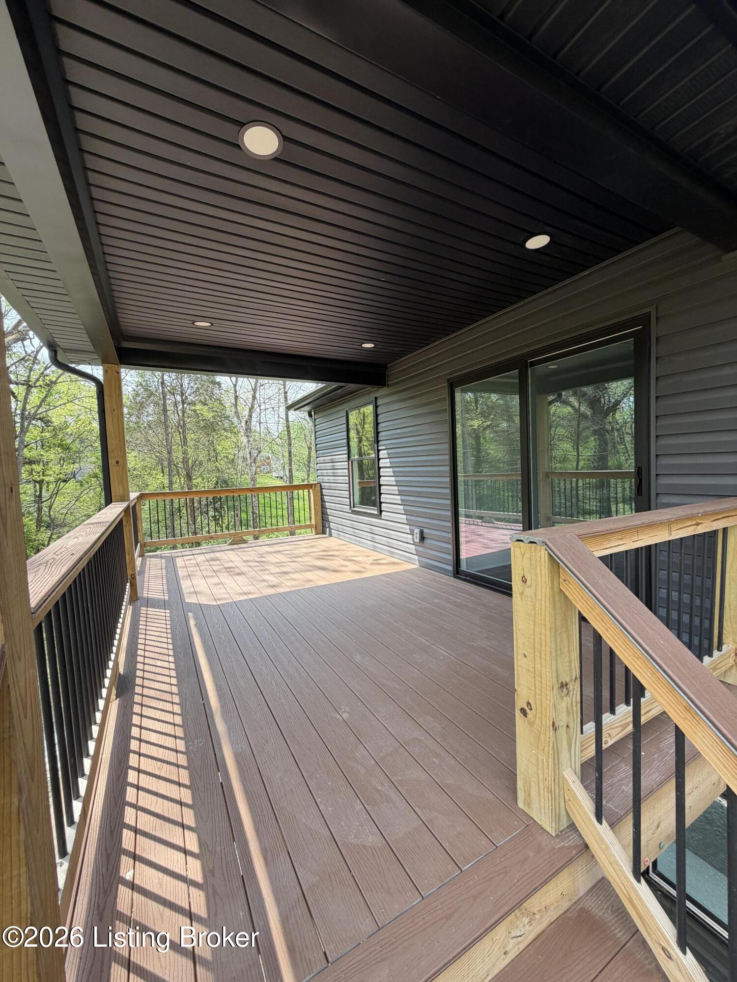 8105 Michael Ray Dr Property Photo 7
