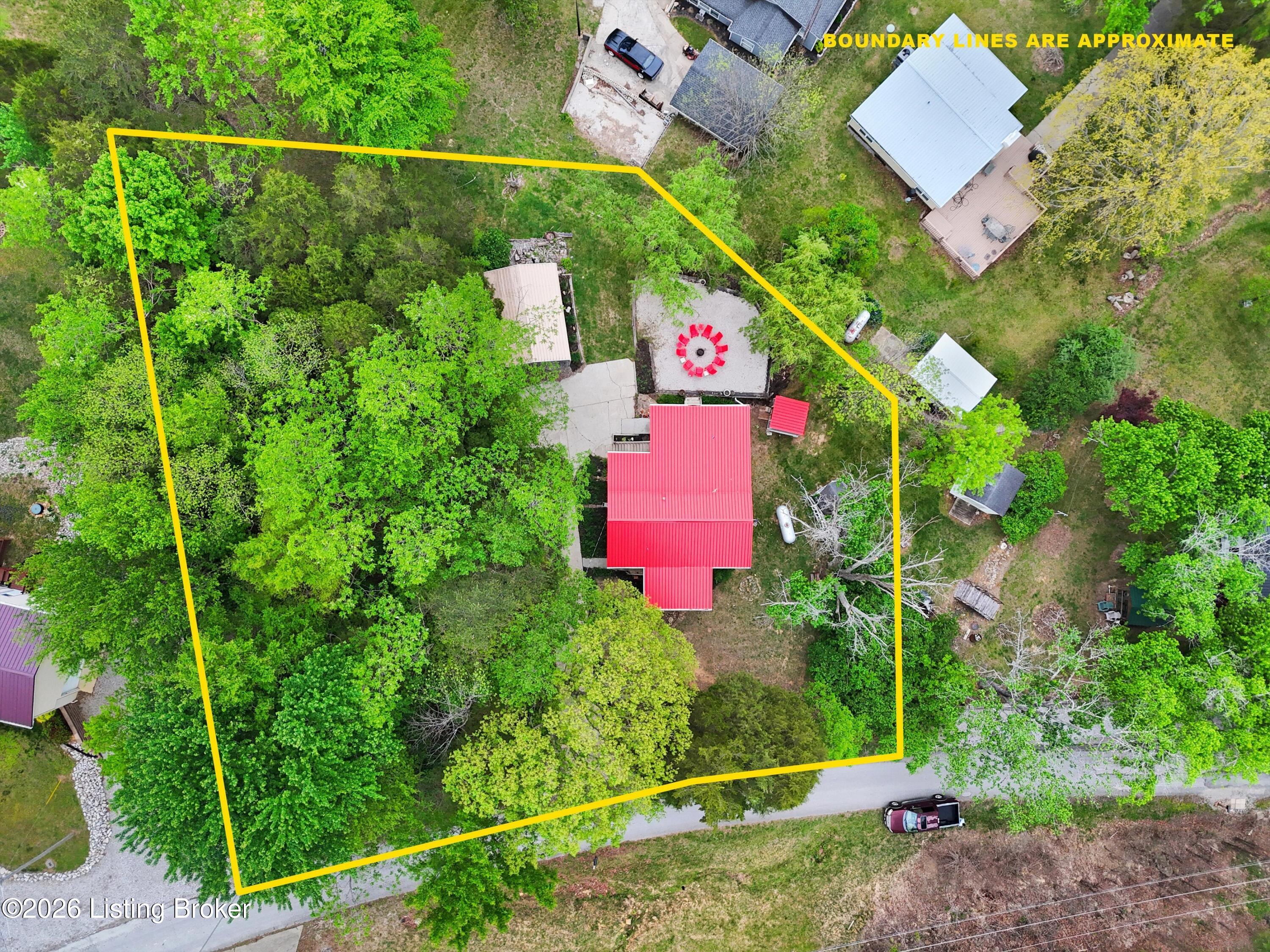812 Ridgecrest Dr Property Photo 7