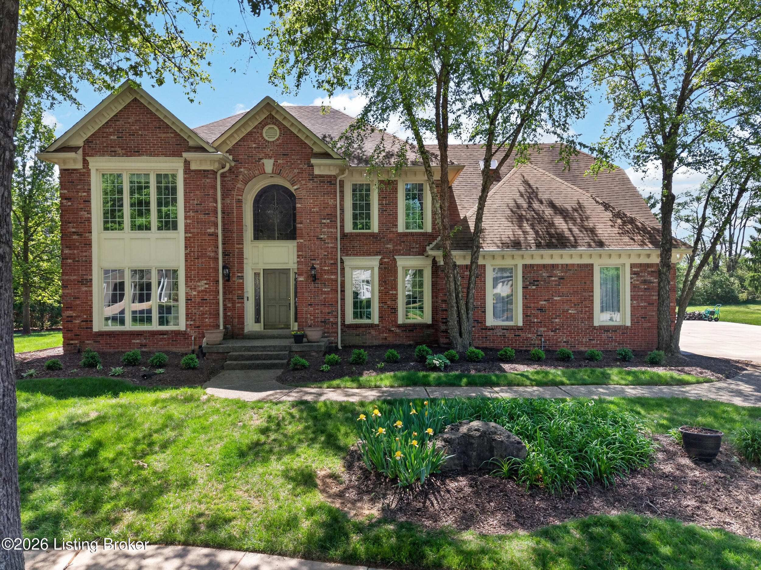 4900 Olde Creek Way Property Photo 4