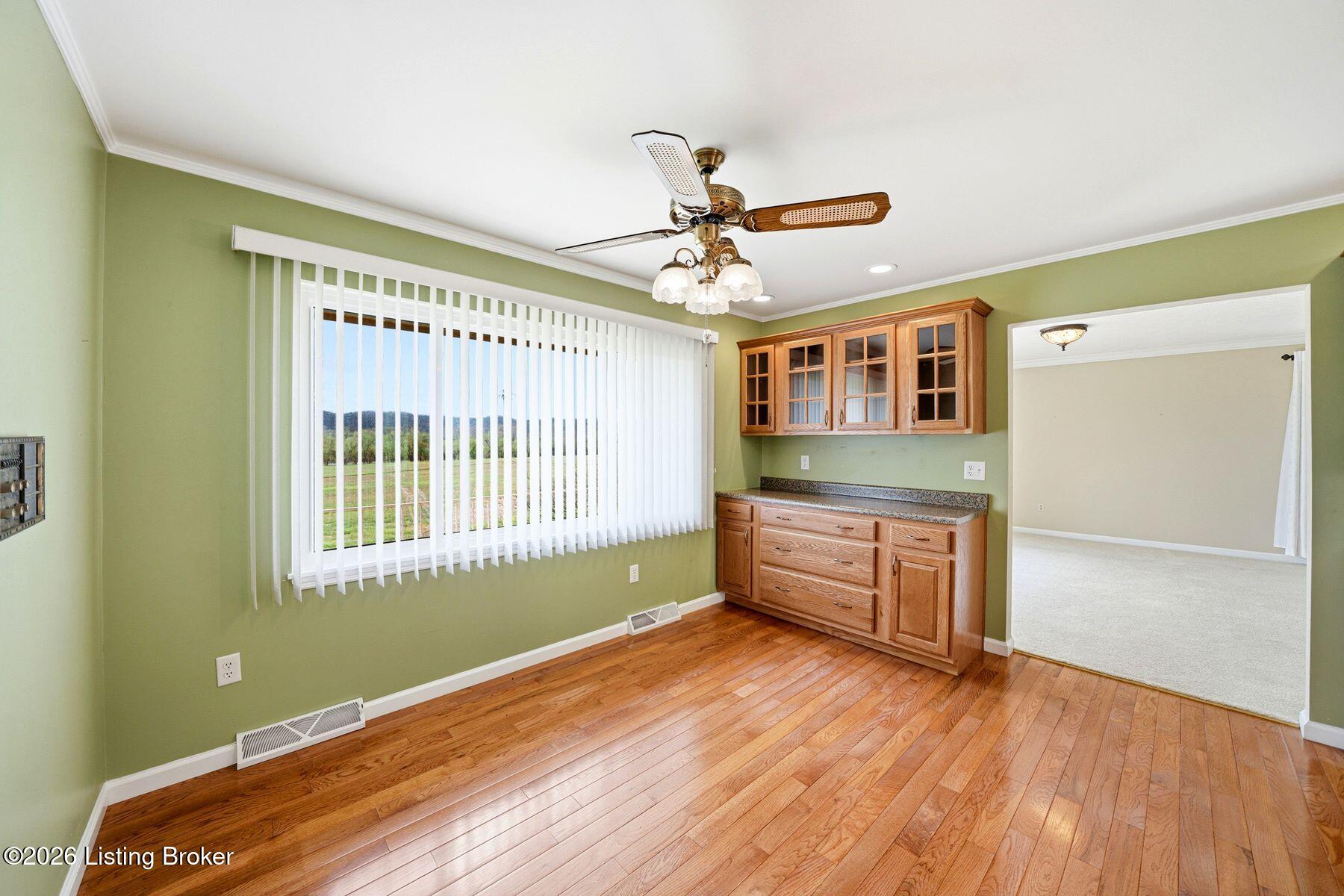 2227 Lock Rd Property Photo 3