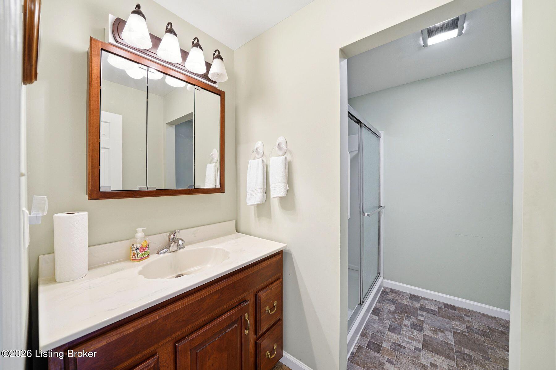 2227 Lock Rd Property Photo 12