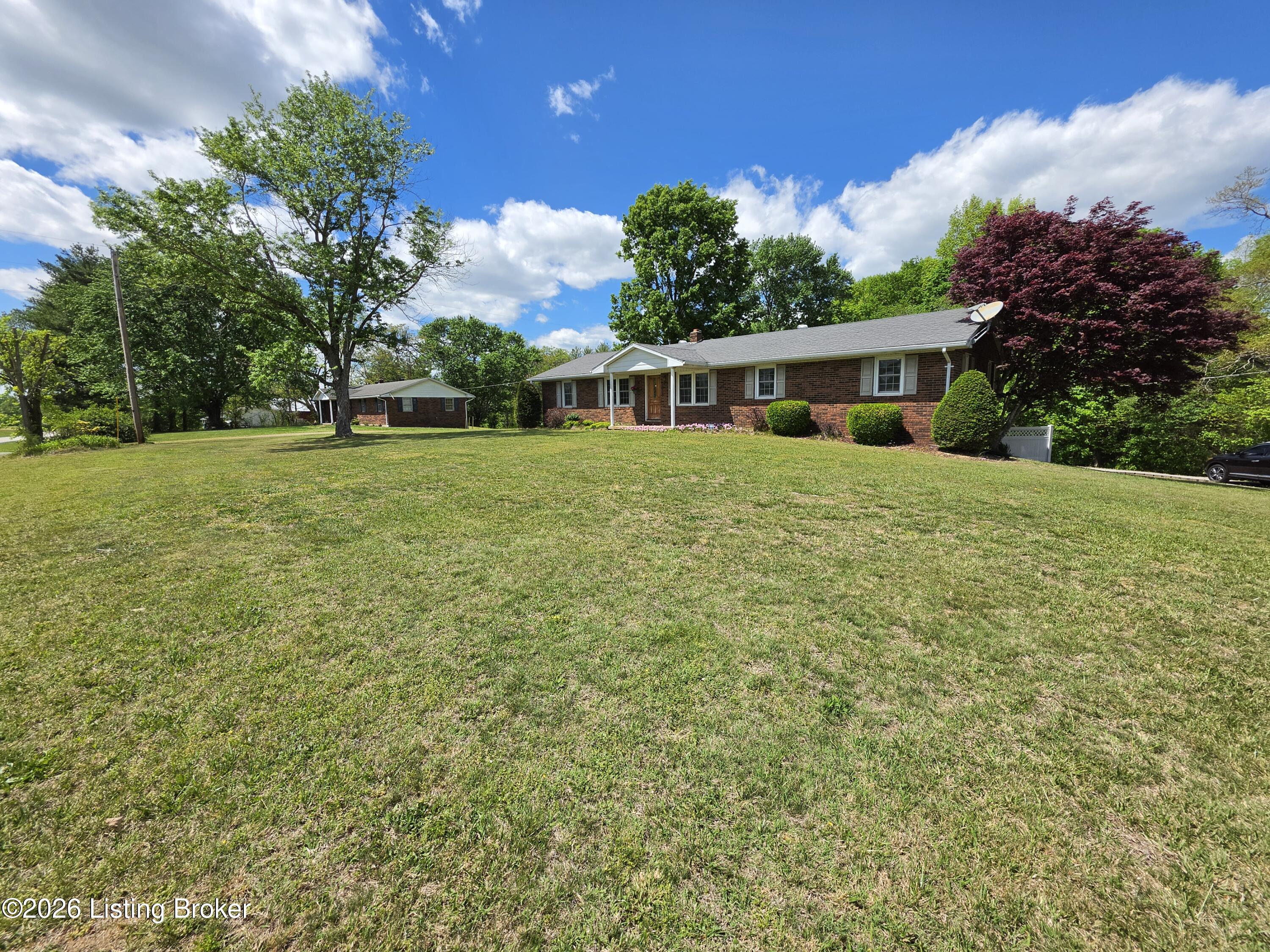 1088 Knifley Rd Property Photo 2