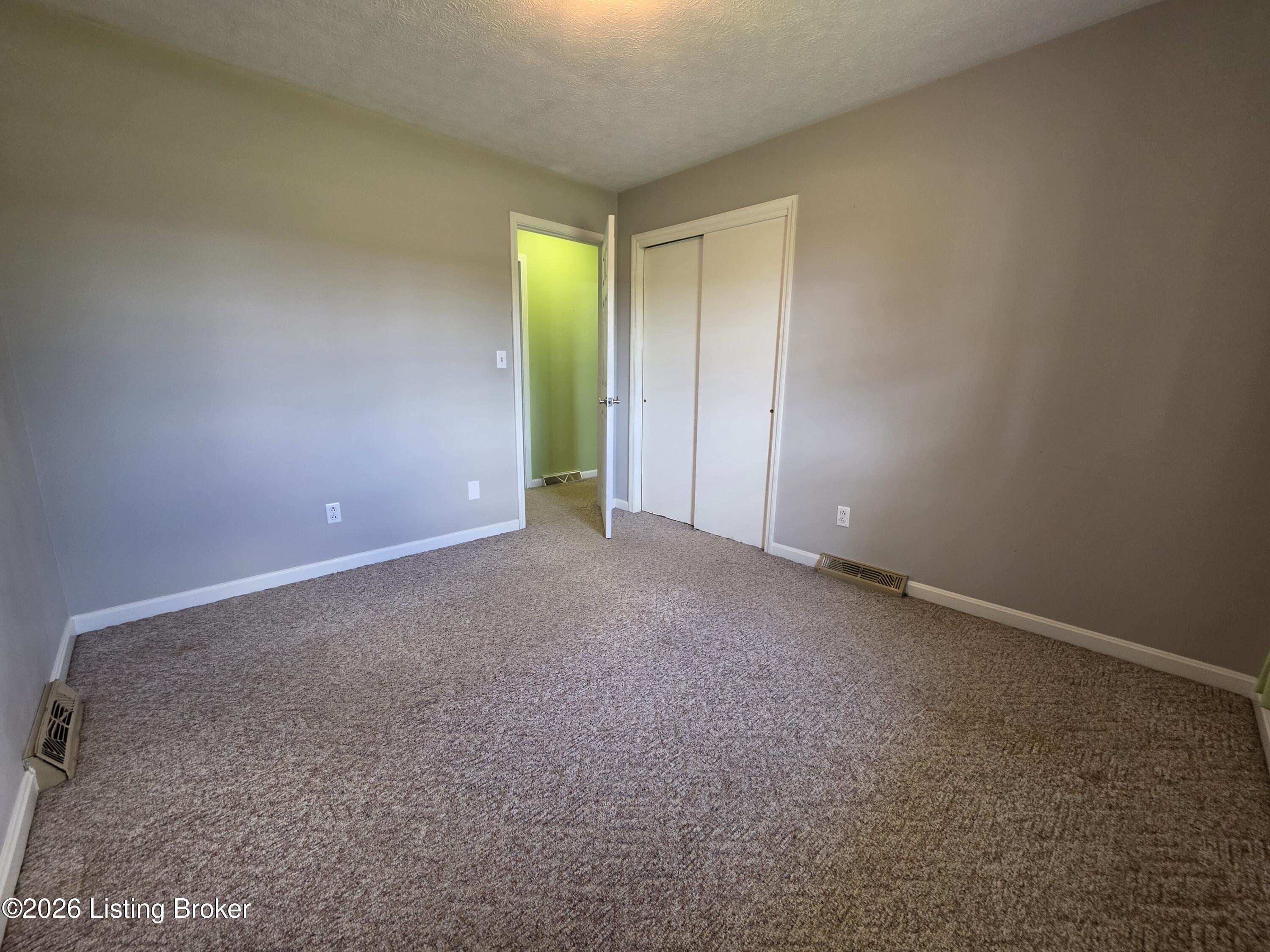 1088 Knifley Rd Property Photo 16