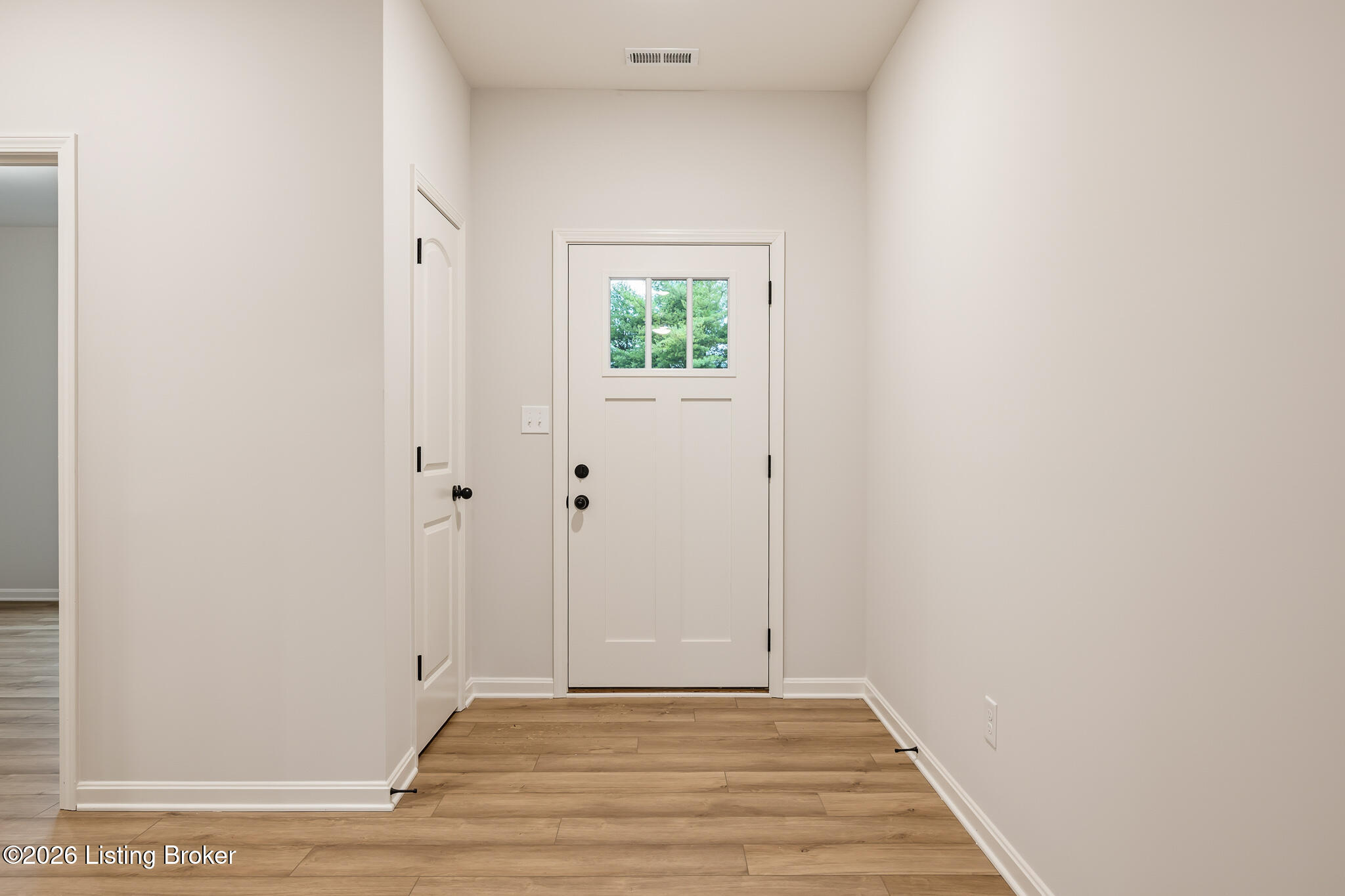 7805 Copper Drift Way Property Photo 3