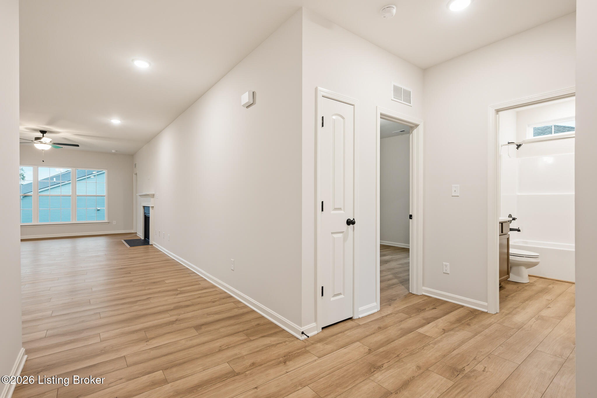7805 Copper Drift Way Property Photo 4