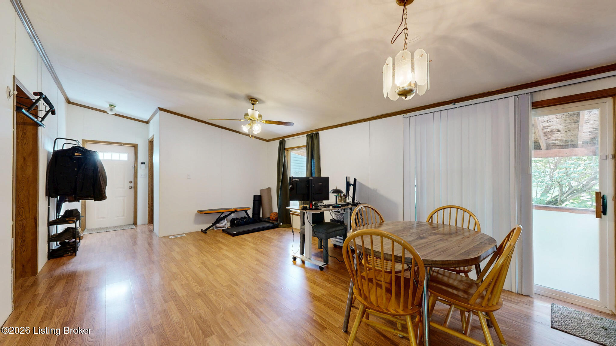 714 8th St Property Photo 15