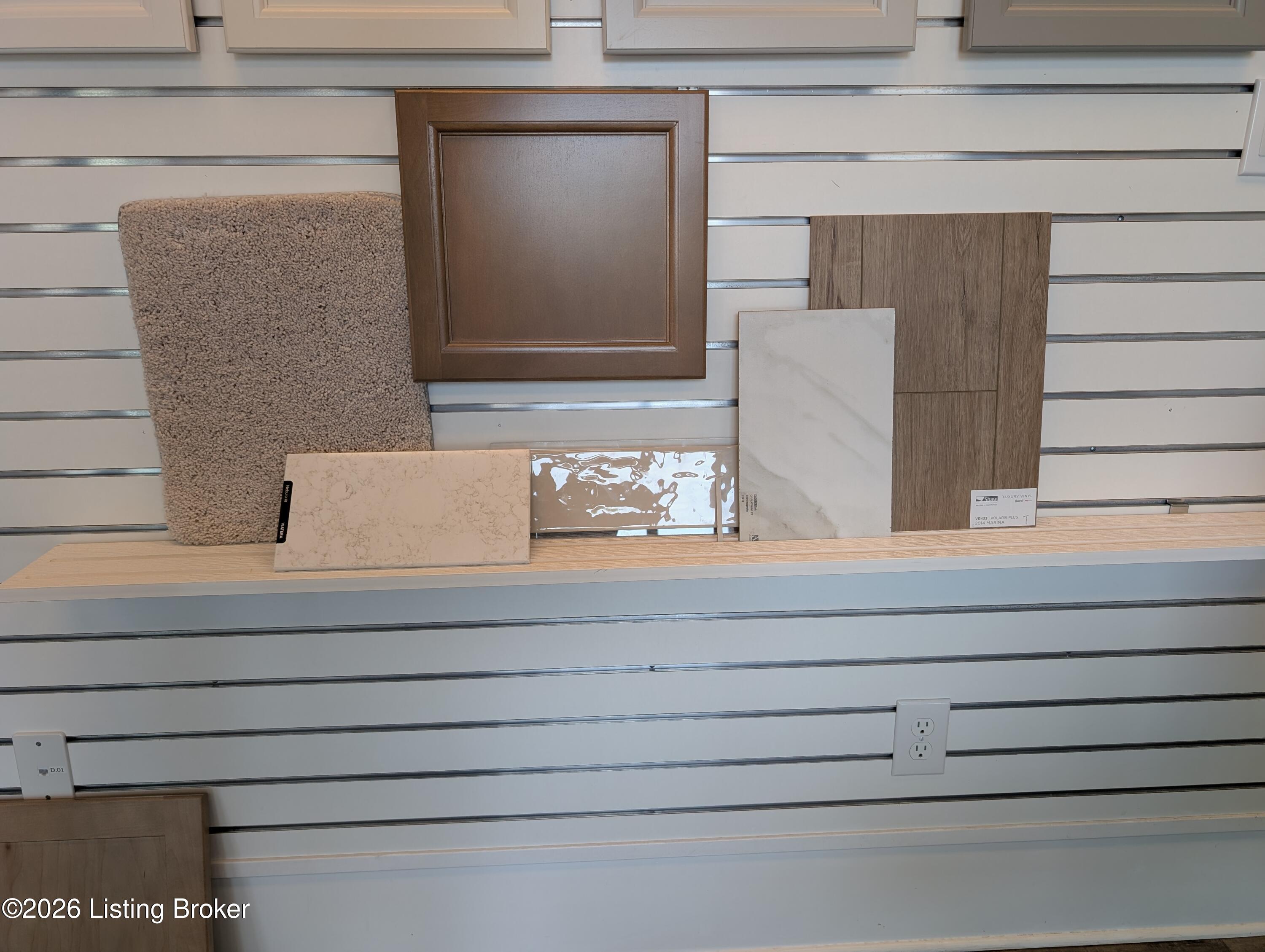7826 Copper Drift Way Property Photo 2