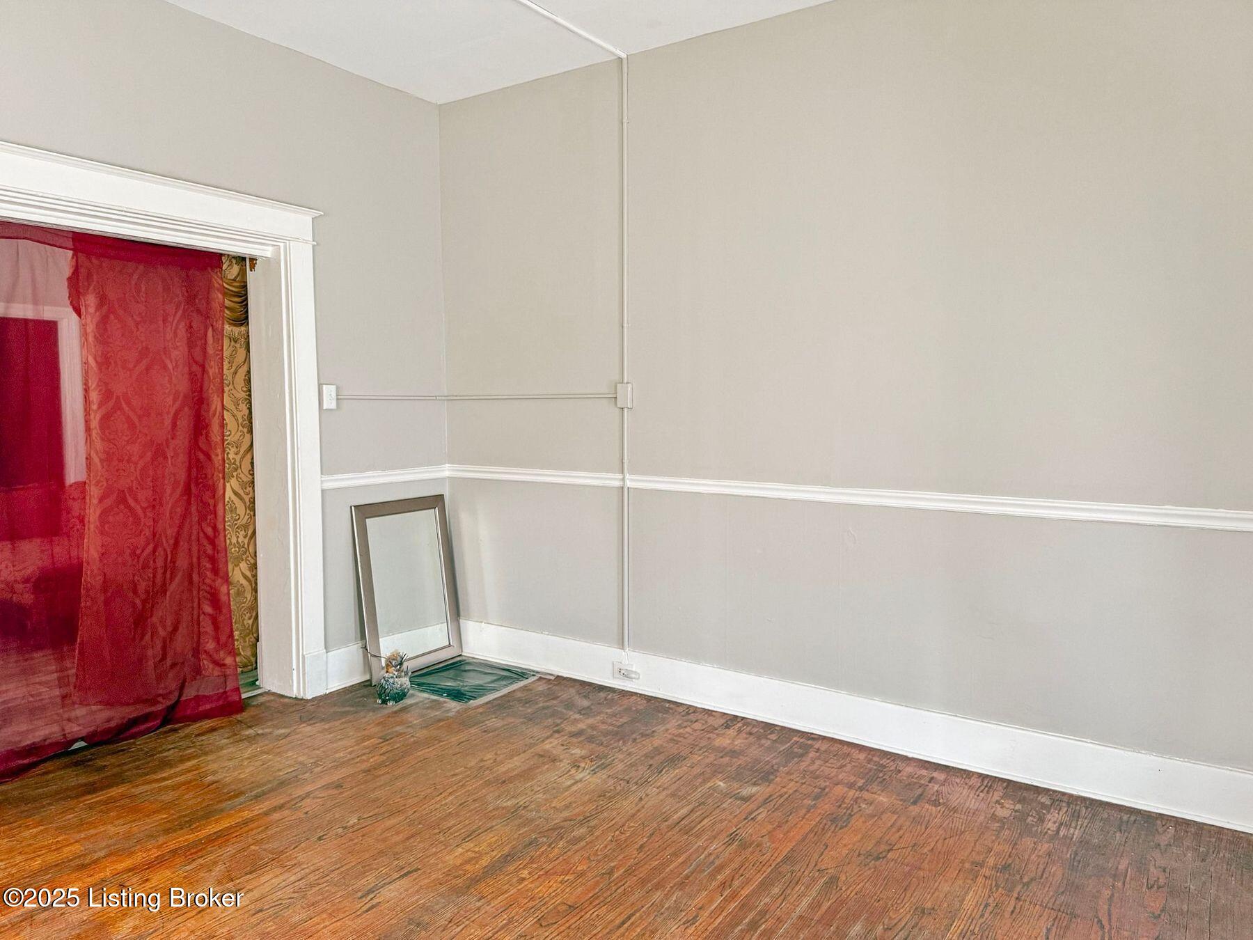 4143 W Market St Property Photo 3